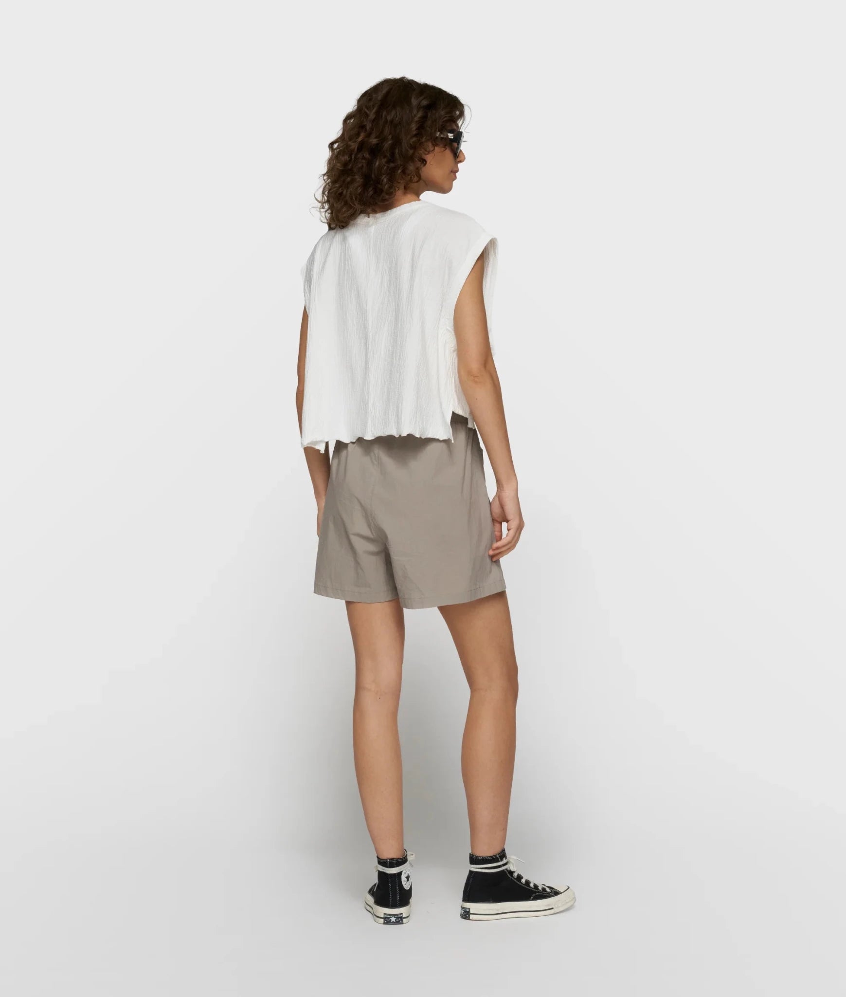 Round Neck Tee - Dein Lieblingsladen Concept