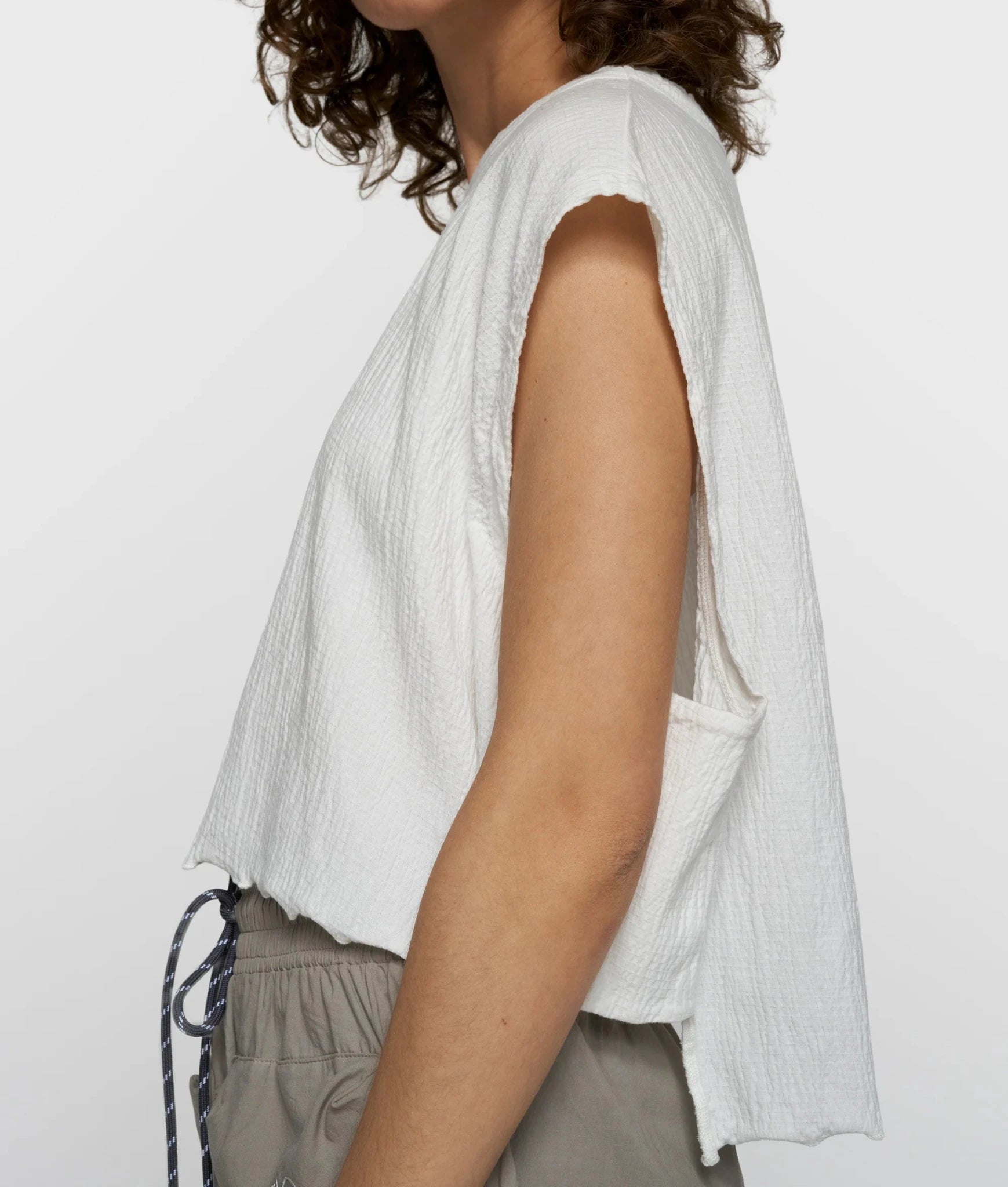 Round Neck Tee - Dein Lieblingsladen Concept