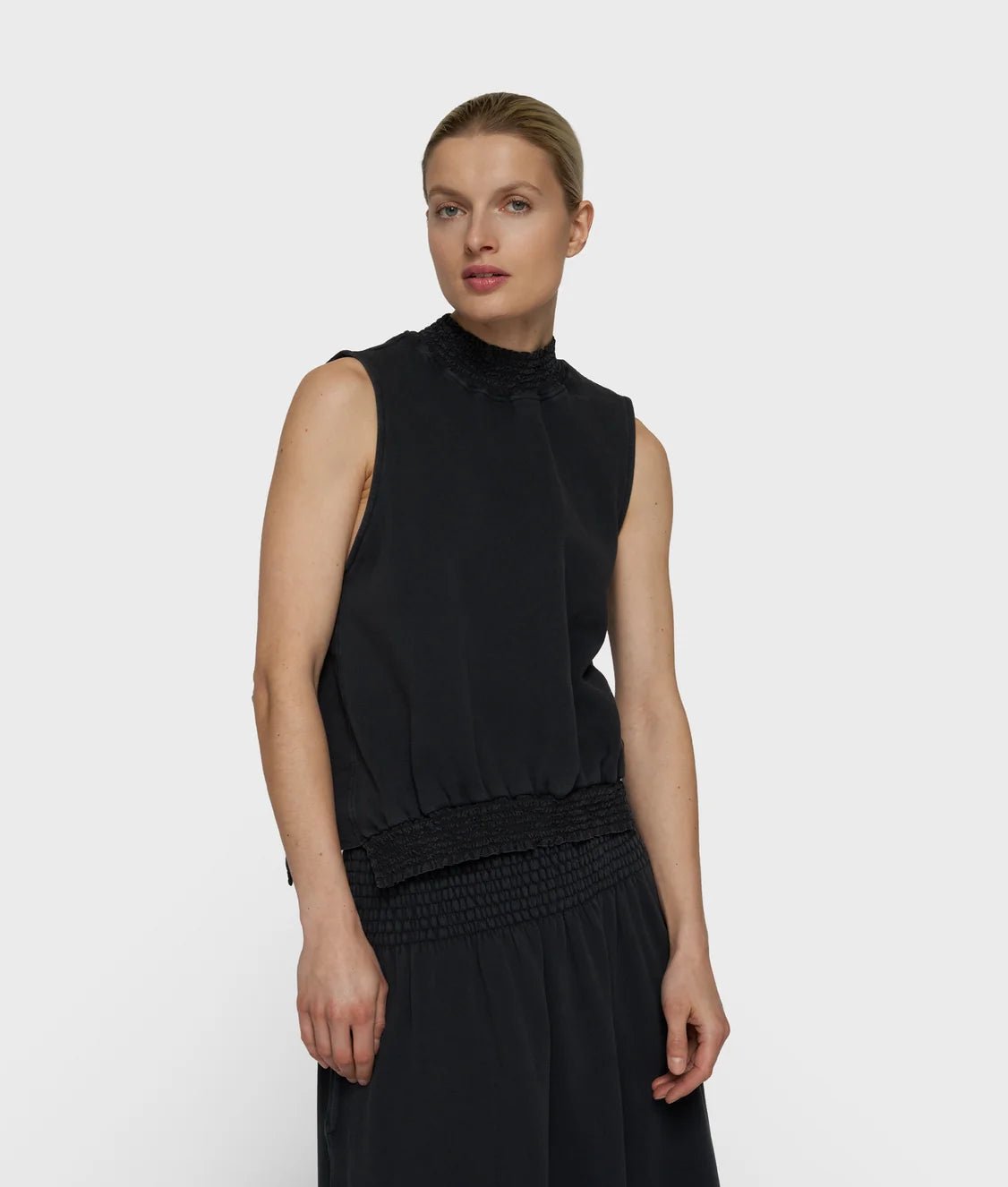 Smocked Top 20-762-6203-dark charcoal - Dein Lieblingsladen Concept
