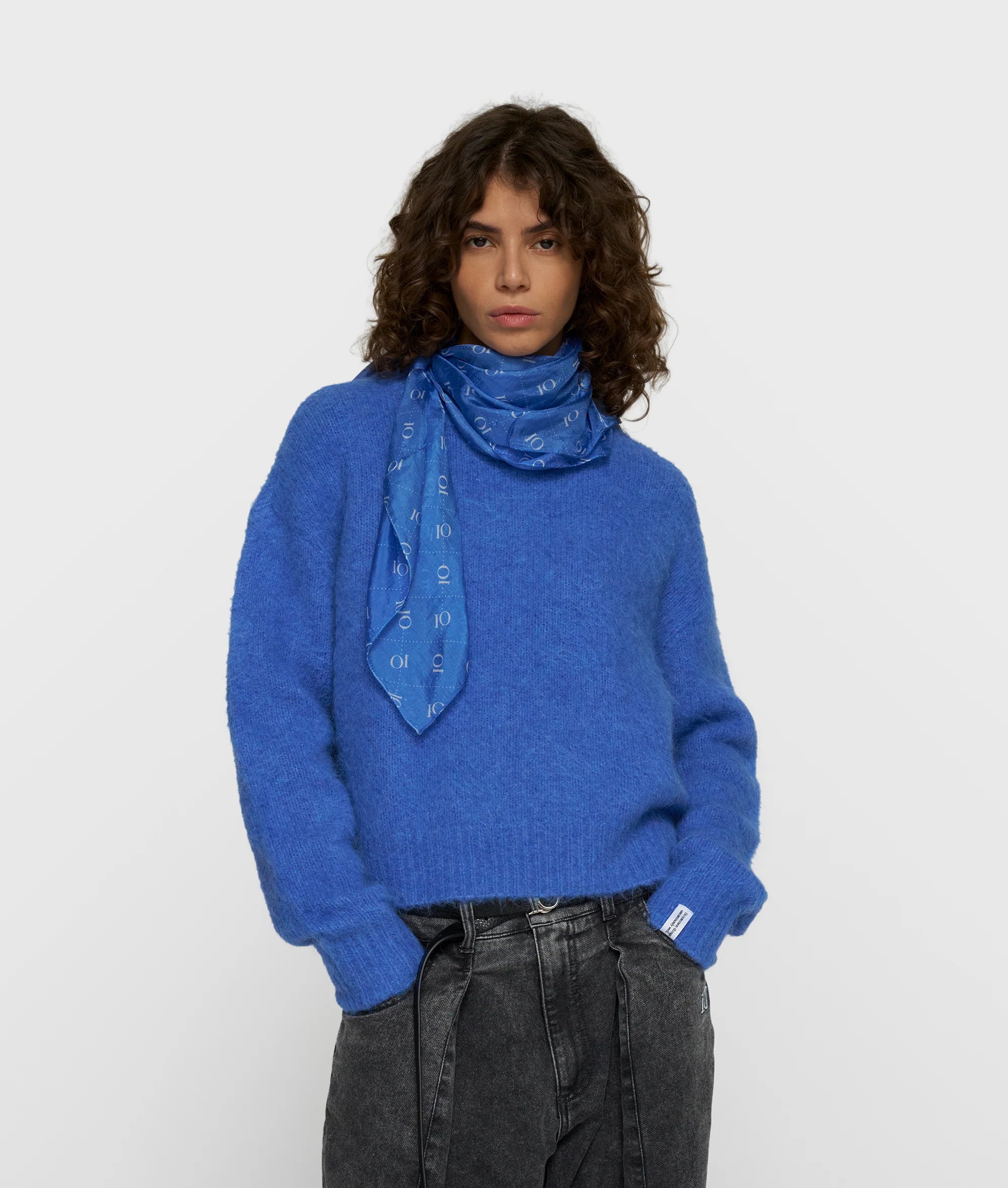 Hairy Knit Sweater ultramarine