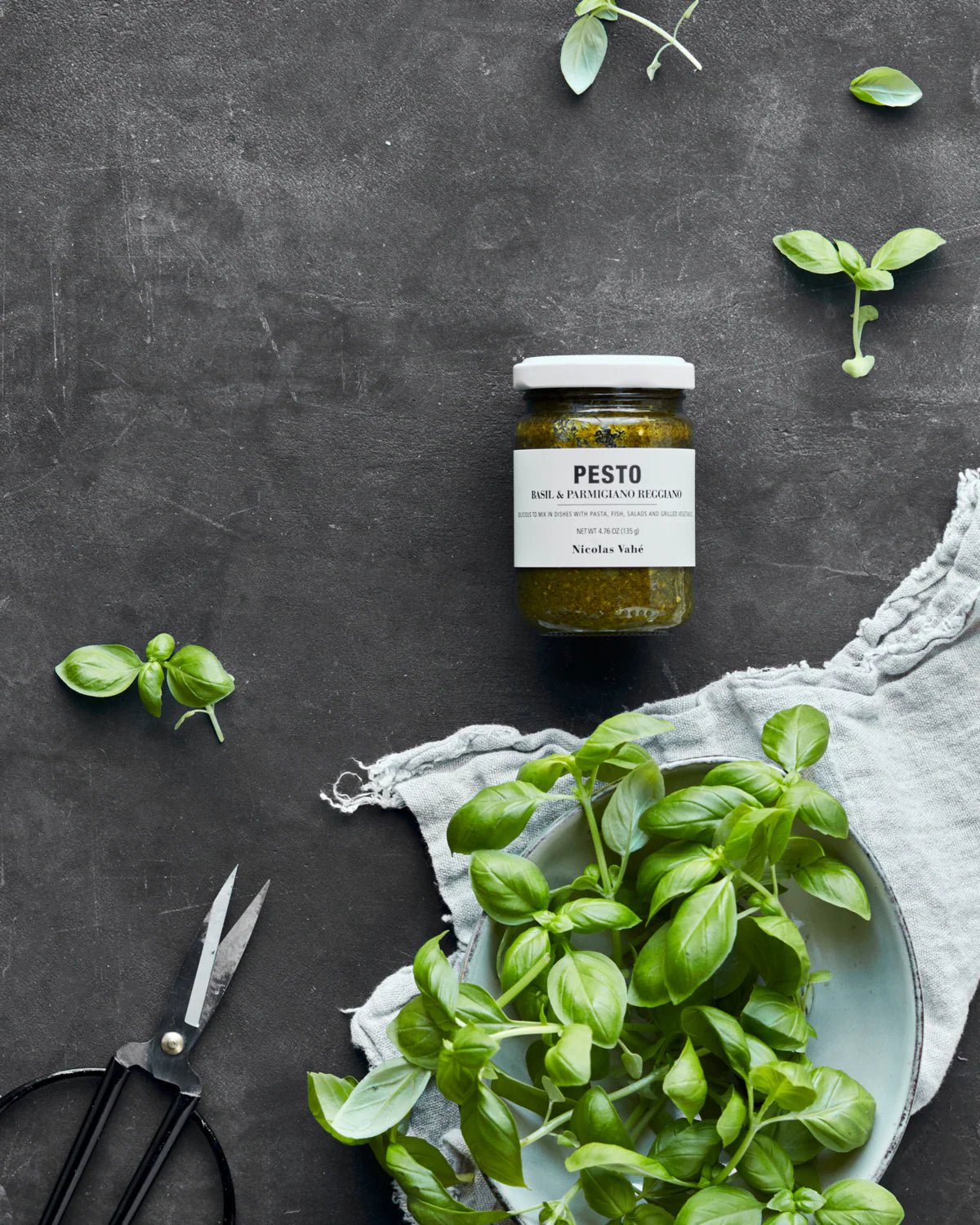 Pesto "Basilikum &
Parmesan"