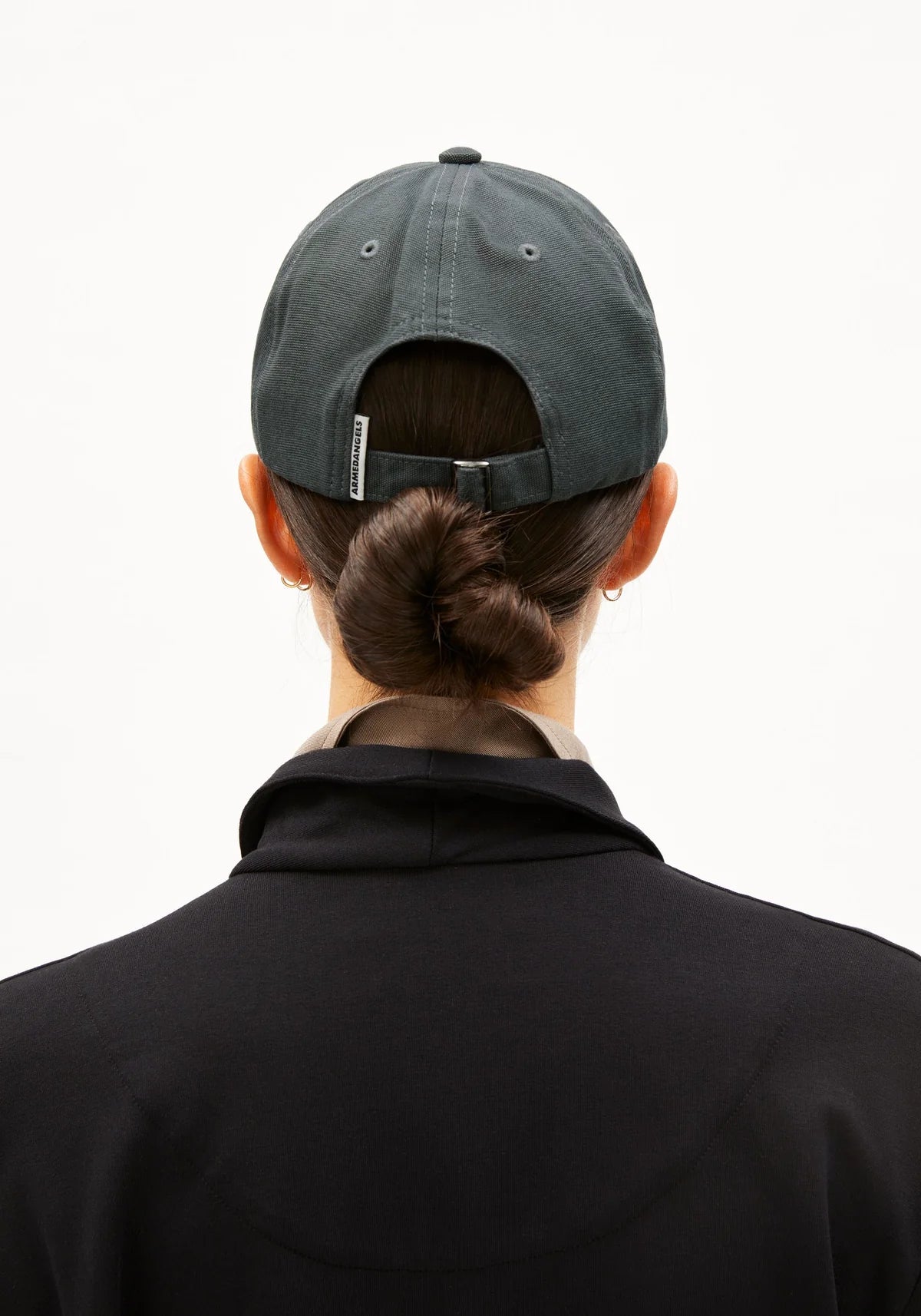Cap "Yenaas Bold"-space steel