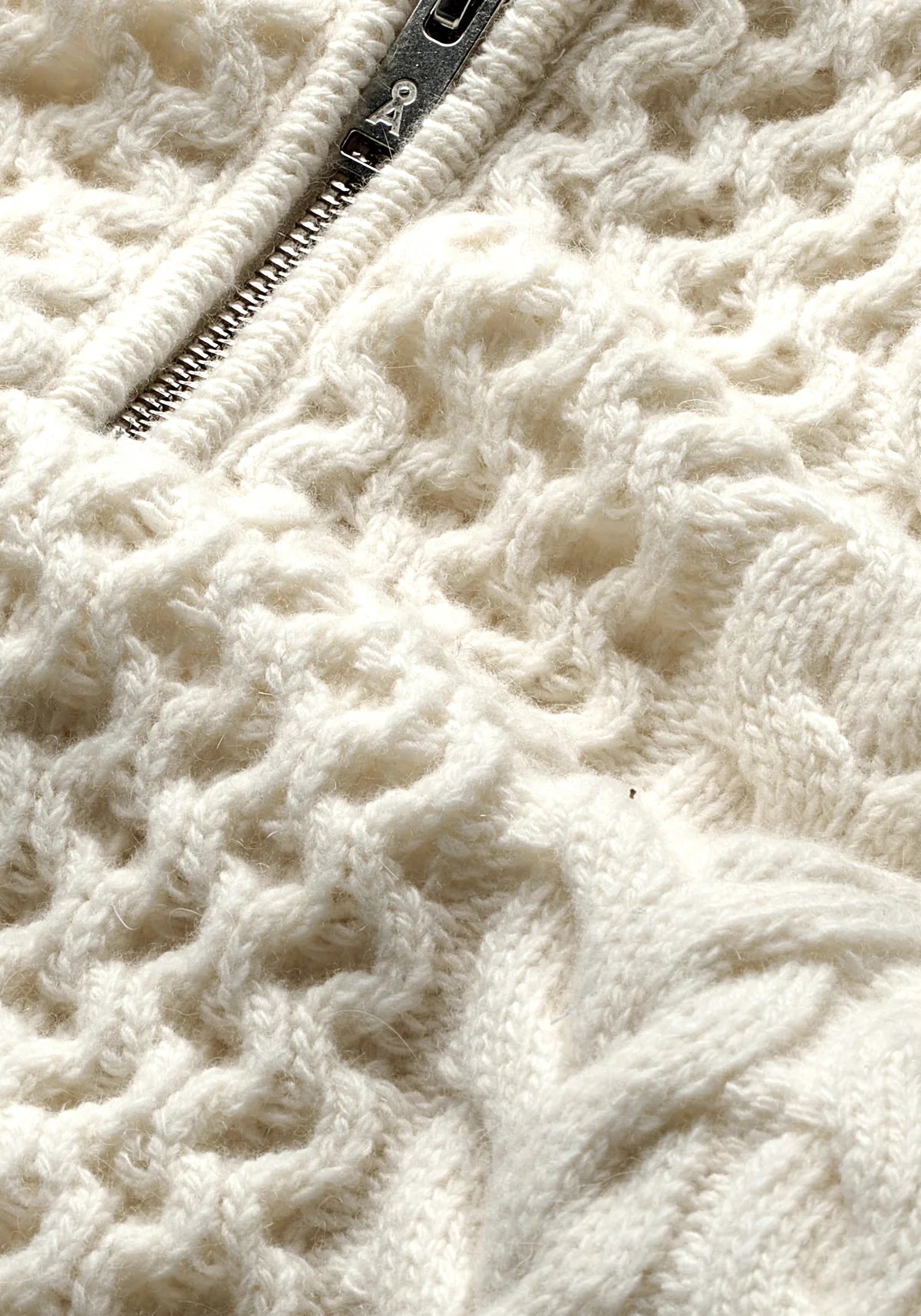 Stricktop "Olaiaas Cable"-oatmilk