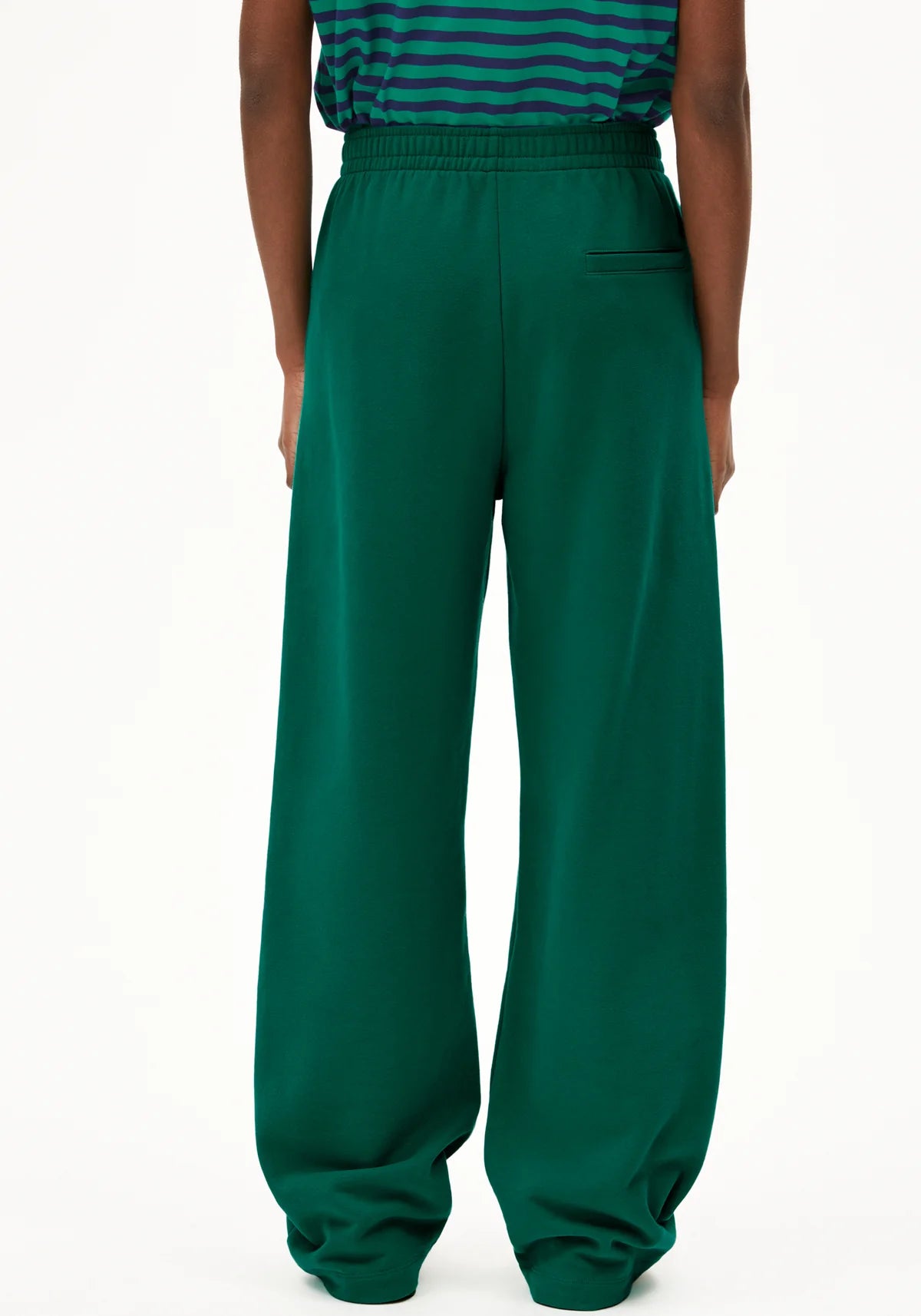 Sweathose "Ivaara" emerald green