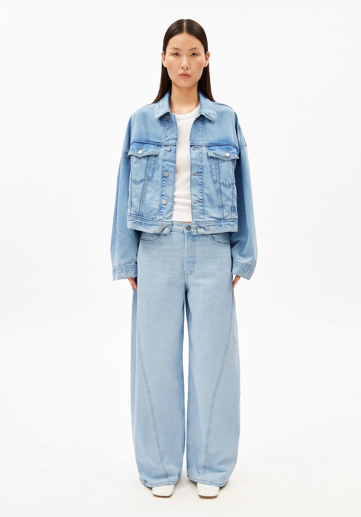 Mid Waist Barrel Jeans "Aalthea"