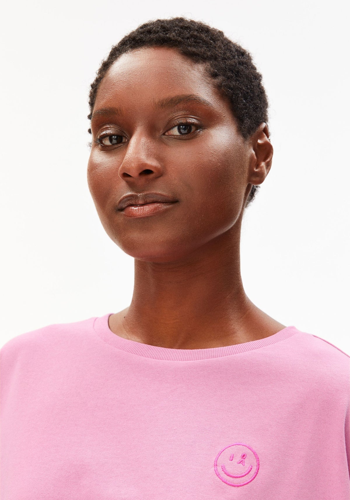 T-Shirt "Giannaa Difference" Washed Berry