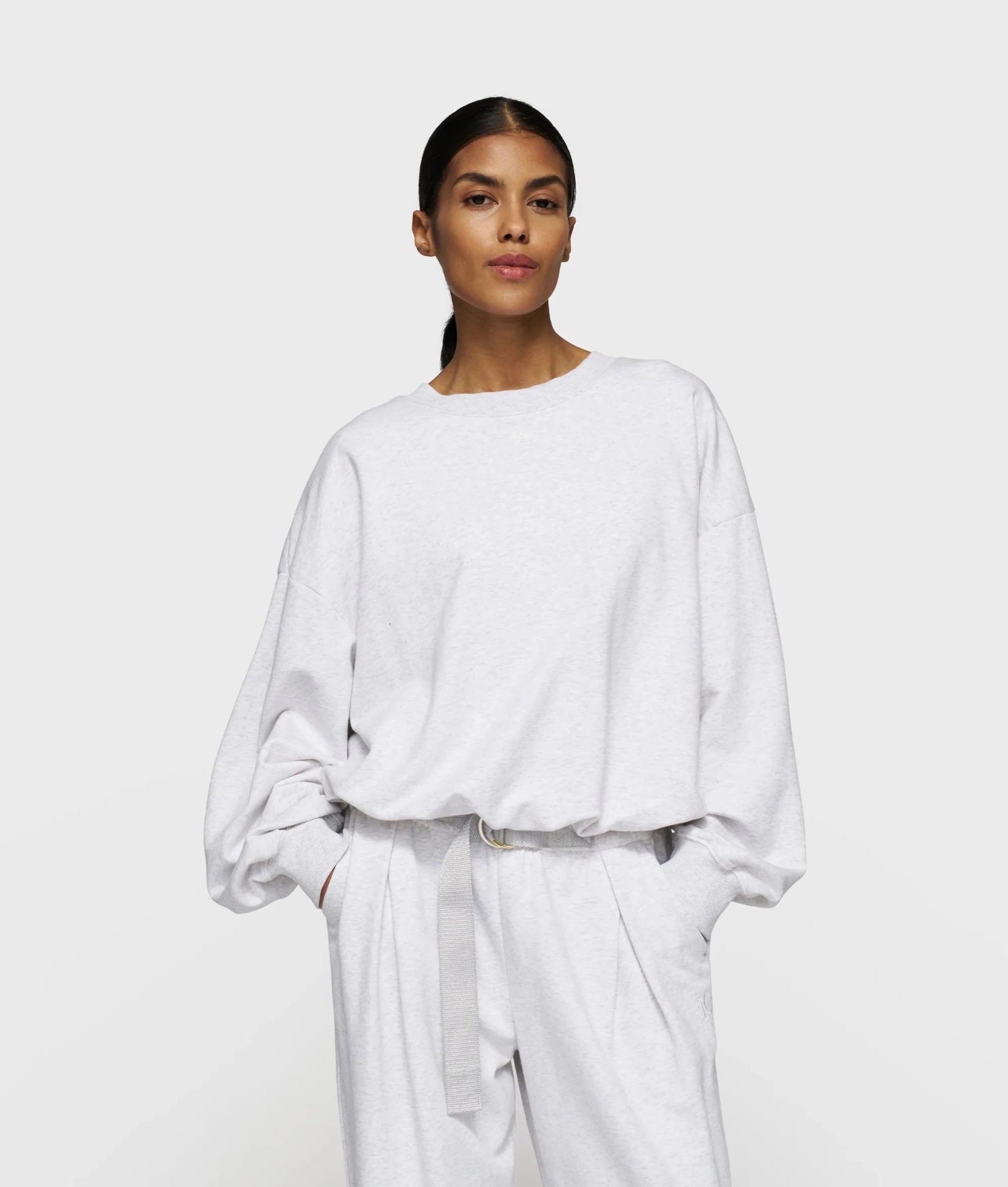 Pleated Sweater Back Stamp - Dein Lieblingsladen Concept