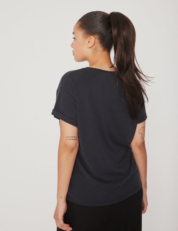 T-Shirt "Amana - M" - black - Dein Lieblingsladen Concept