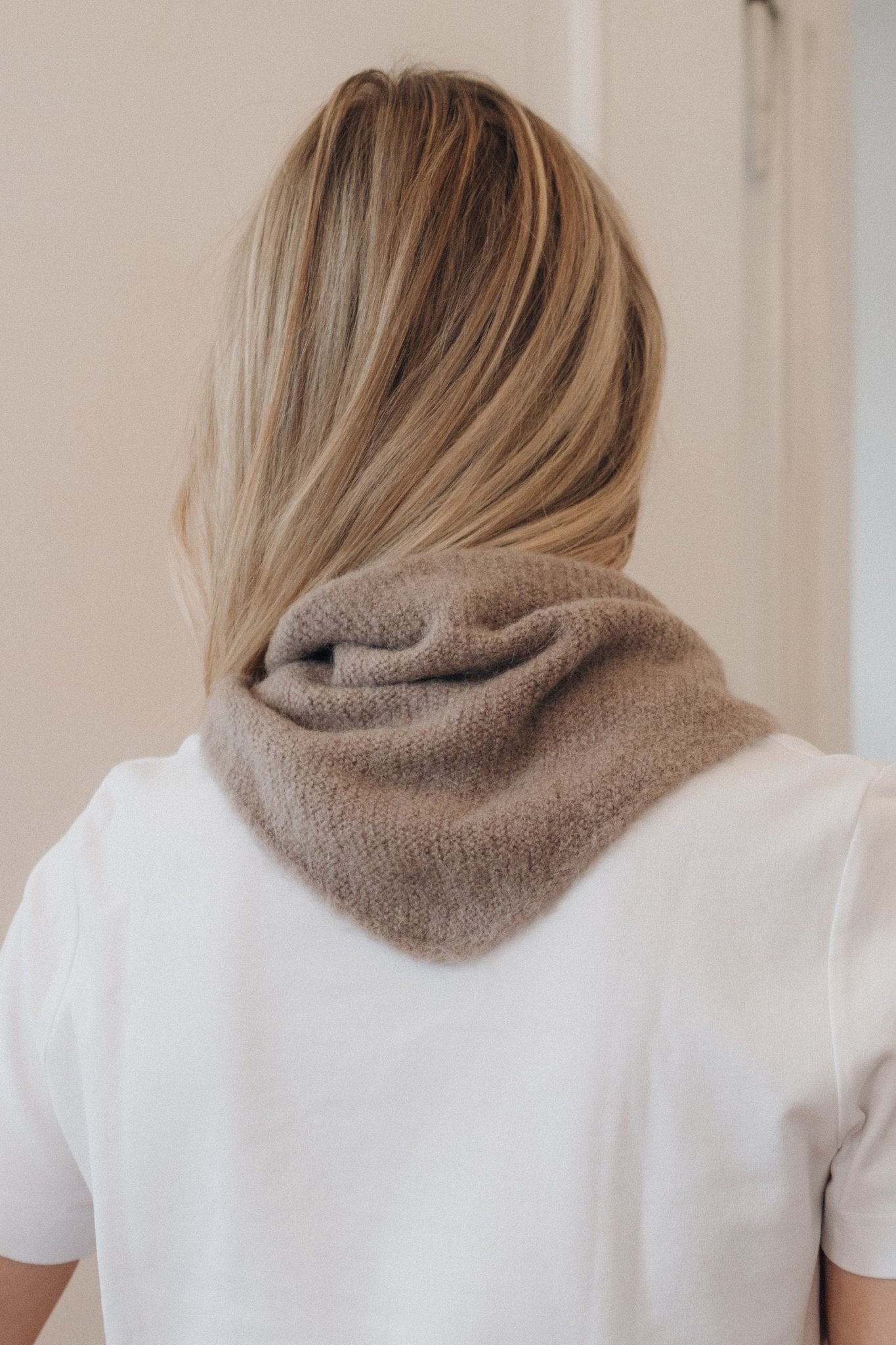 Dreieckstuch "SallyDLL" taupe - Dein Lieblingsladen Concept