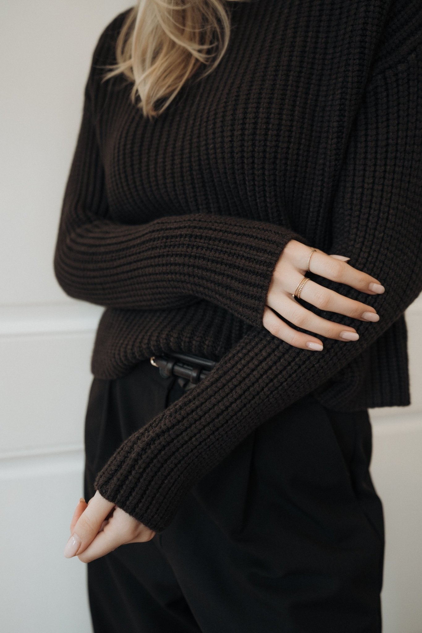Grobstrickpullover „ElliDLL“ chocolate - Dein Lieblingsladen Concept