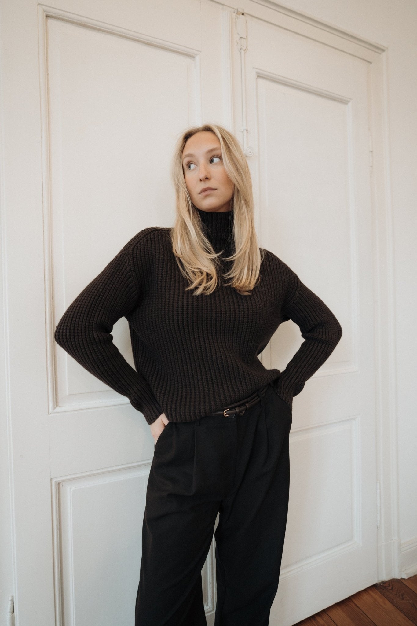 Grobstrickpullover „ElliDLL“ chocolate - Dein Lieblingsladen Concept