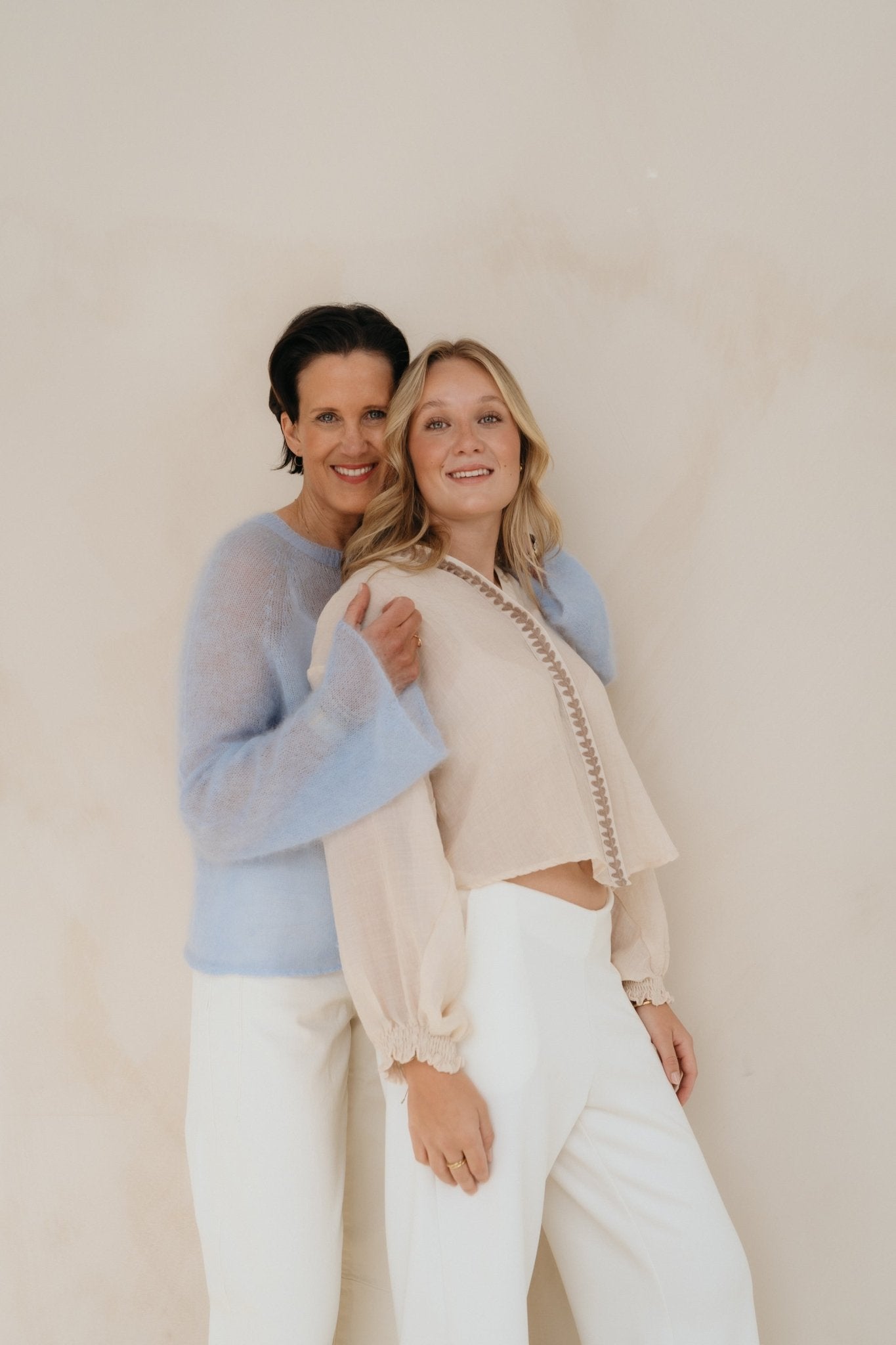 Pullover "SumiDLL" light blue - Dein Lieblingsladen Concept