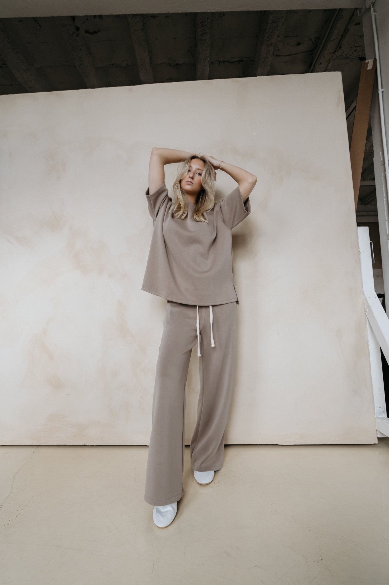 Modalshirt "LovaDLL" taupe - Dein Lieblingsladen Concept