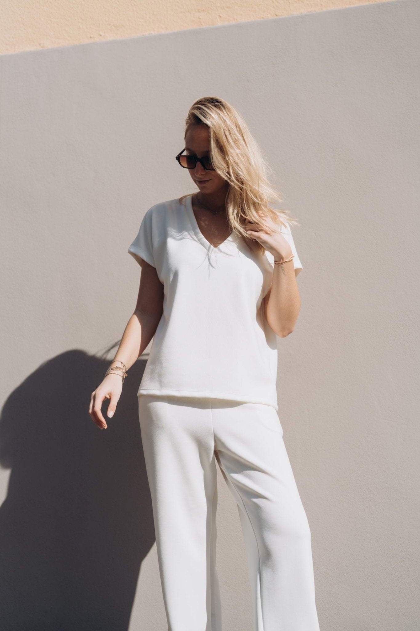 V - Neck Modalshirt "LinaDLL" offwhite - Dein Lieblingsladen Concept