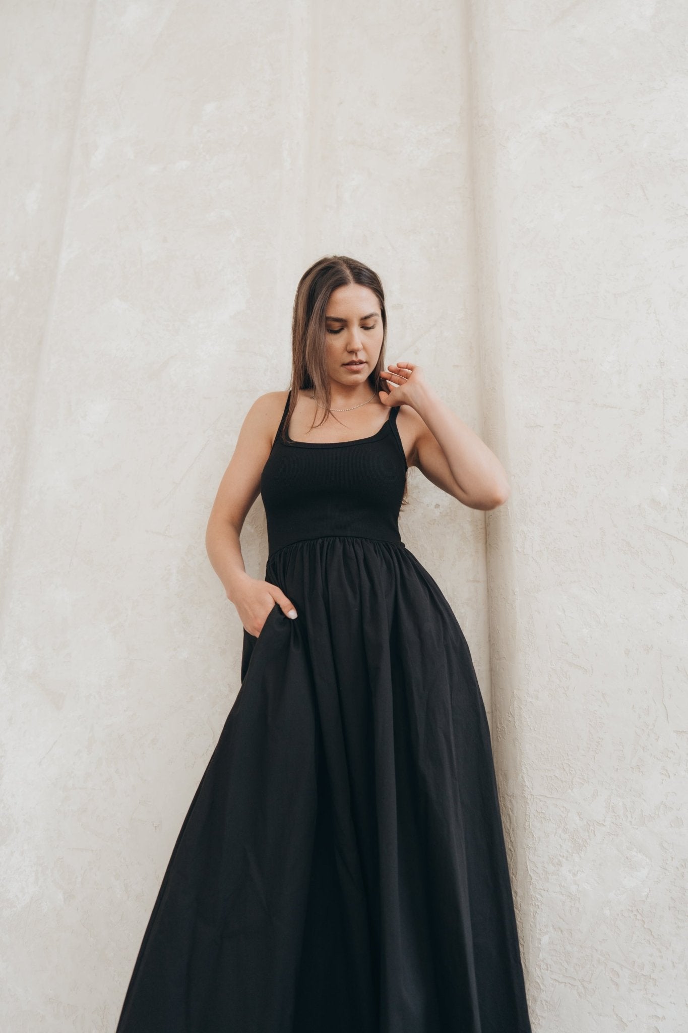 Kleid "VinaDLL" black - Dein Lieblingsladen Concept