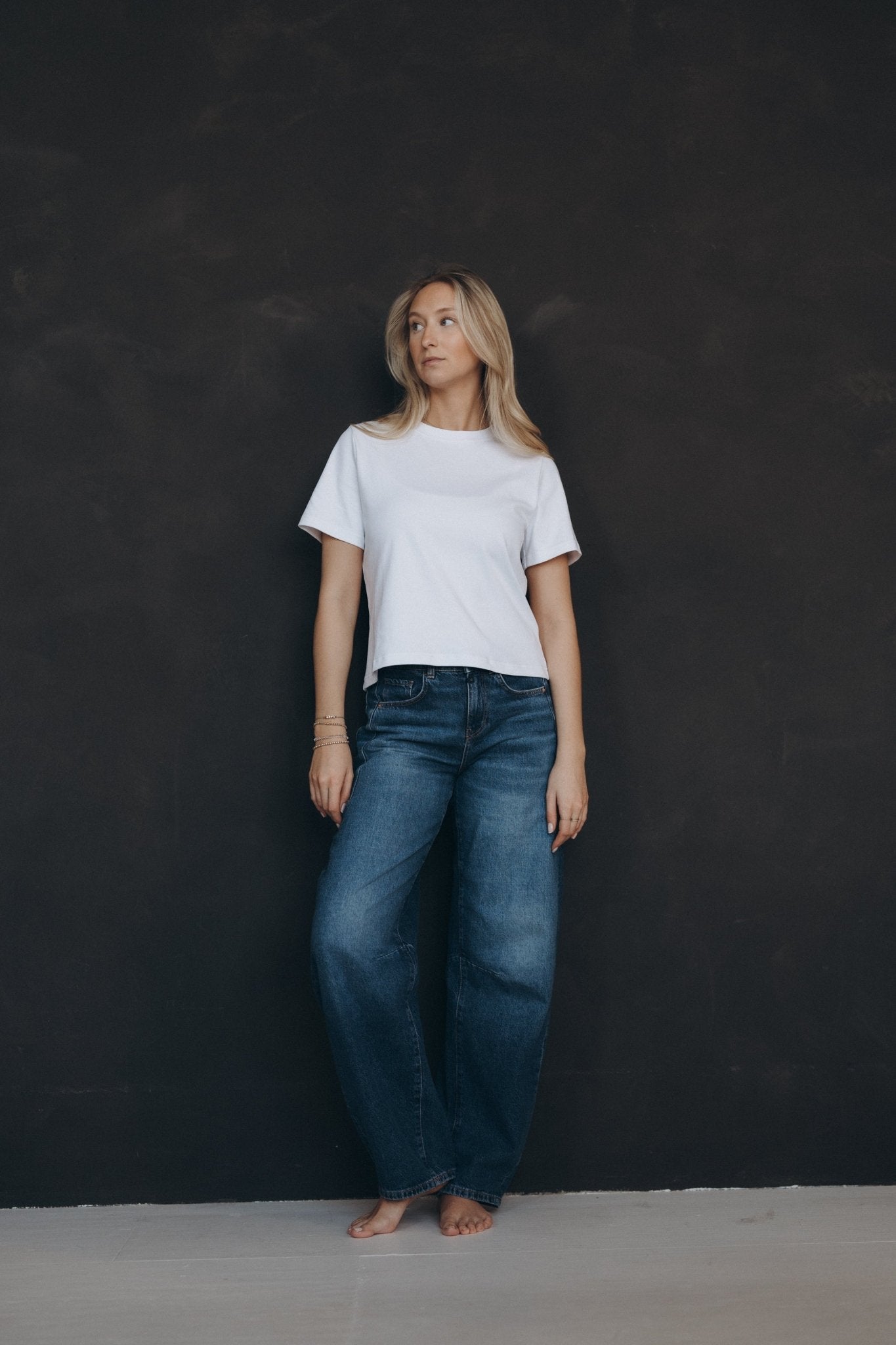 Basic T-Shirt "JuneDLL" white - Dein Lieblingsladen Concept