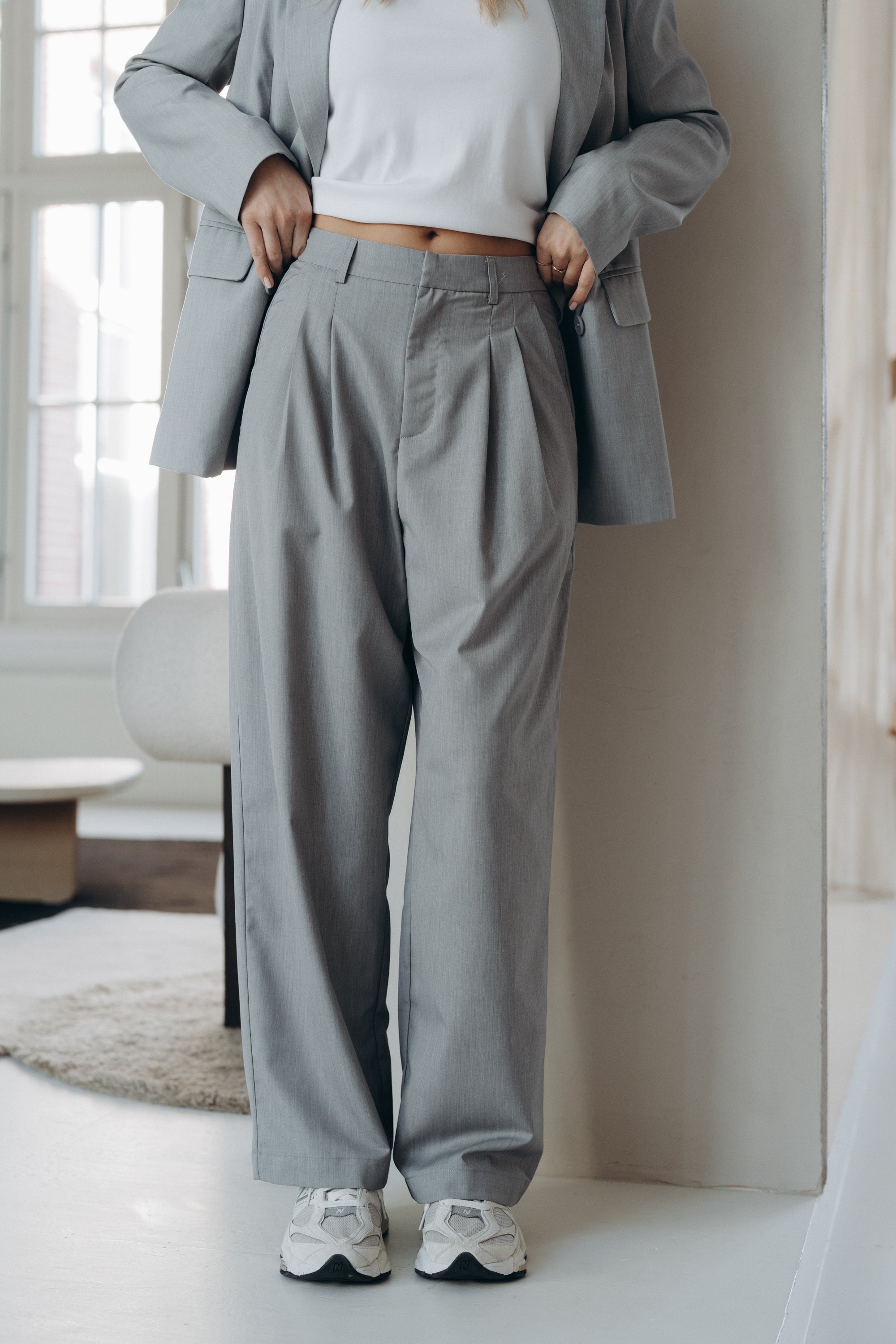 Hose "PiaDLL" light grey