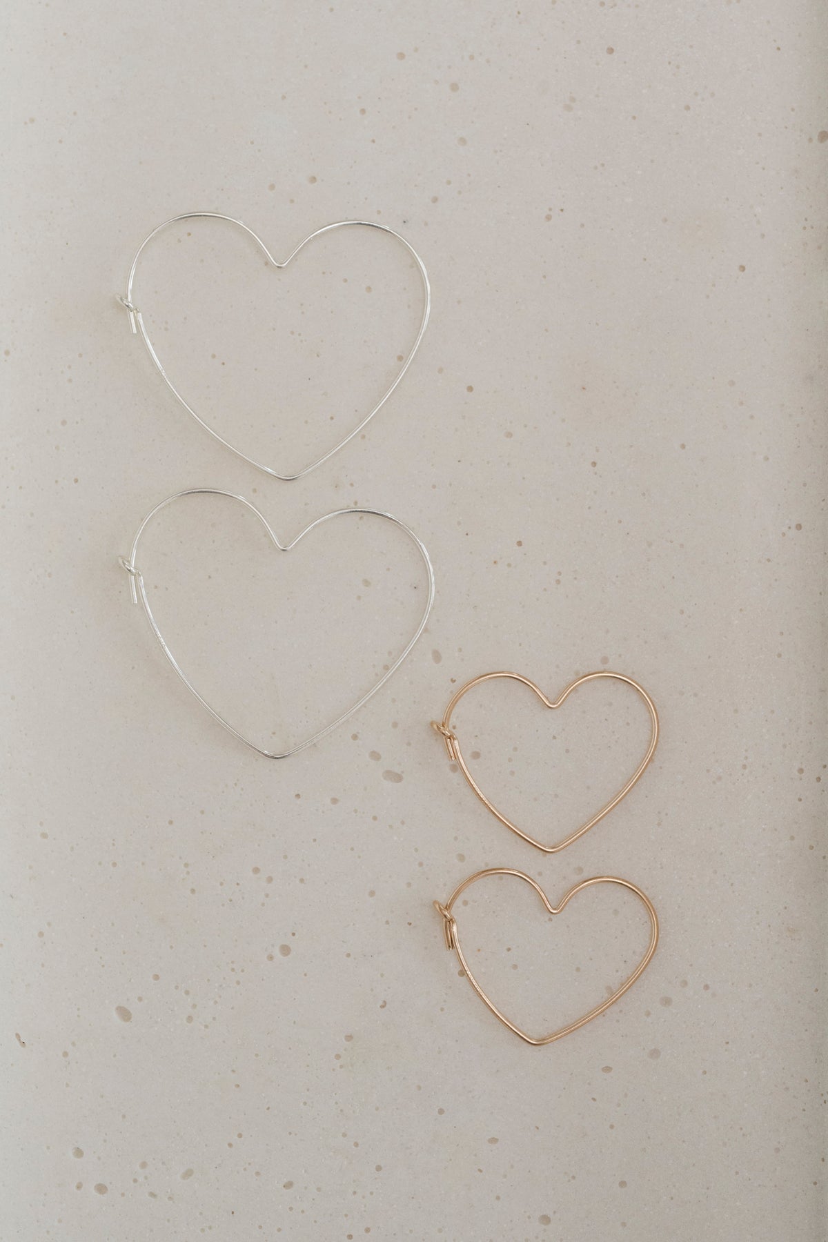 Earrings "Heartshaped Hoops S" gold