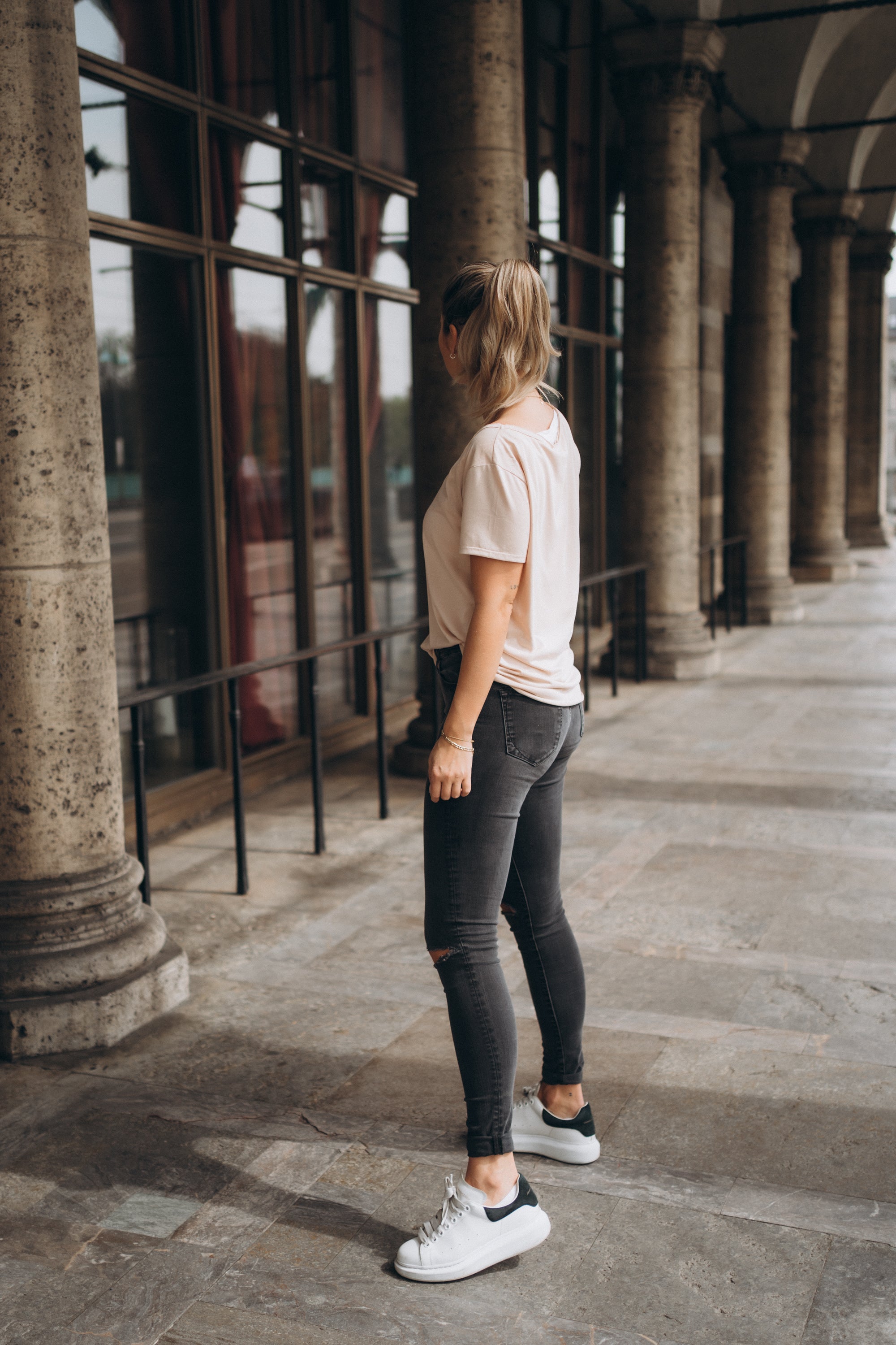 V-Neck-Modal-Shirt nude