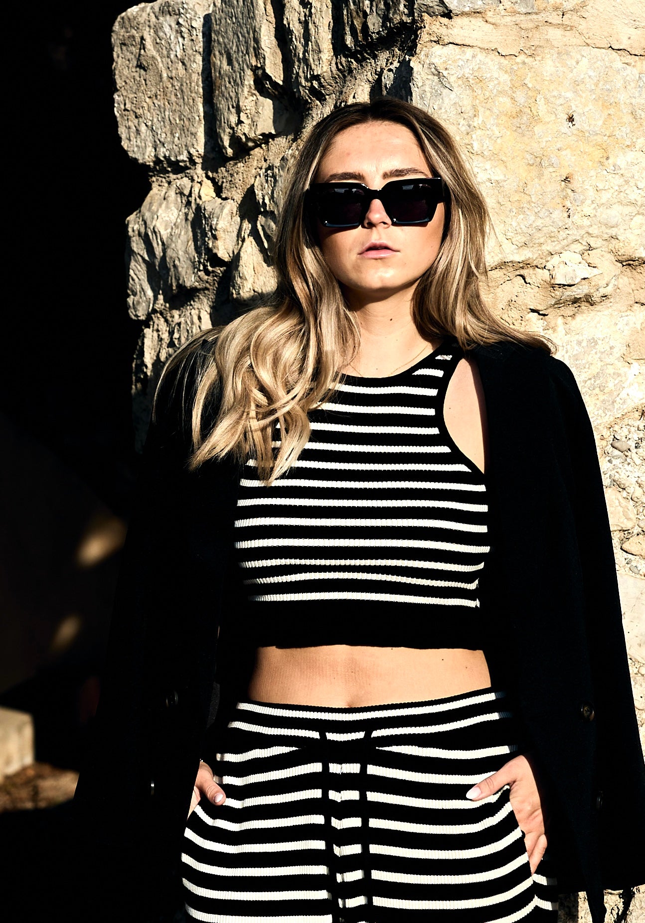 Knit Cropped Top „ElsaDLL“ black/white