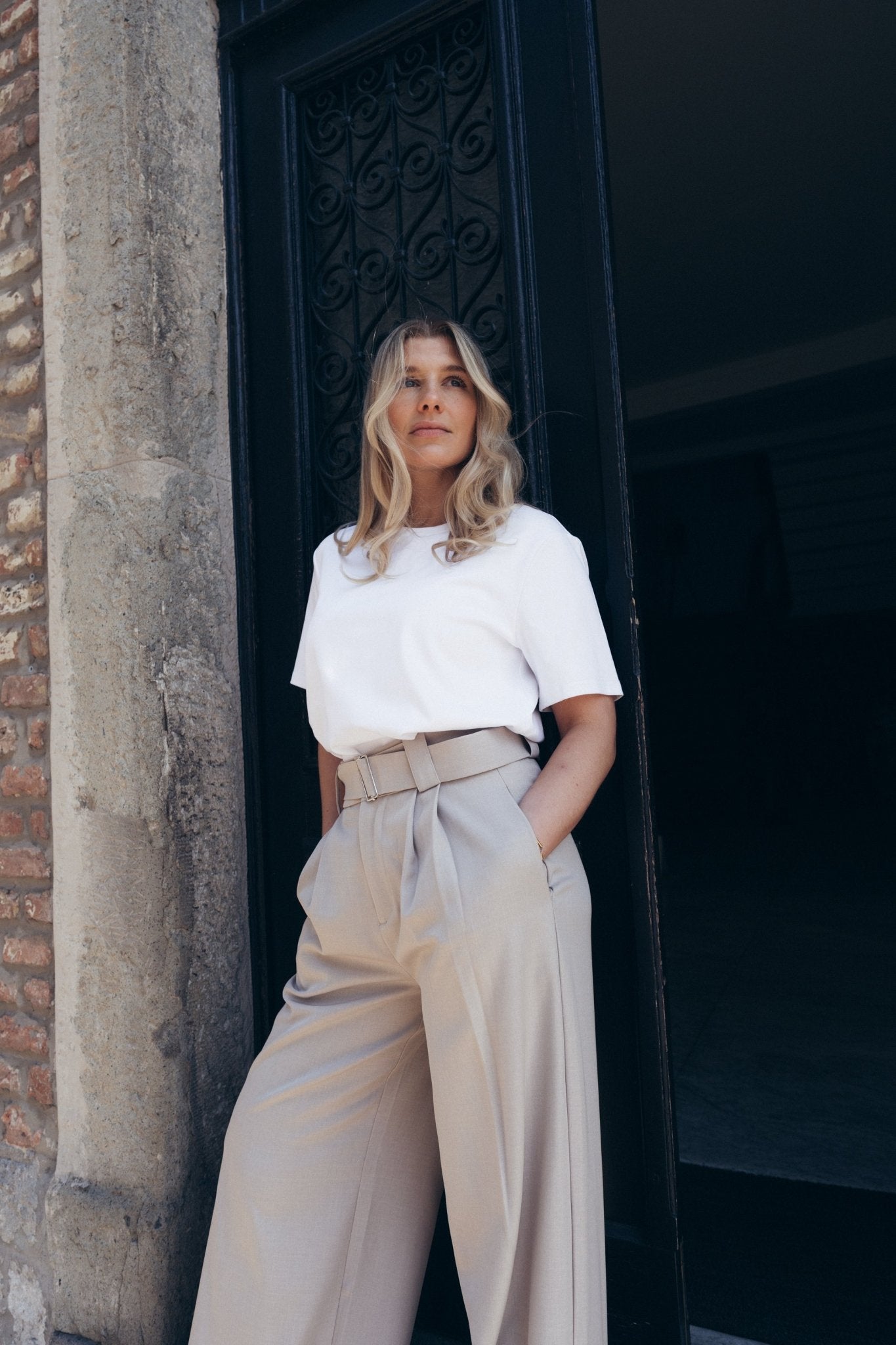 Hose „PeddaDLL“ light taupe - Dein Lieblingsladen Concept