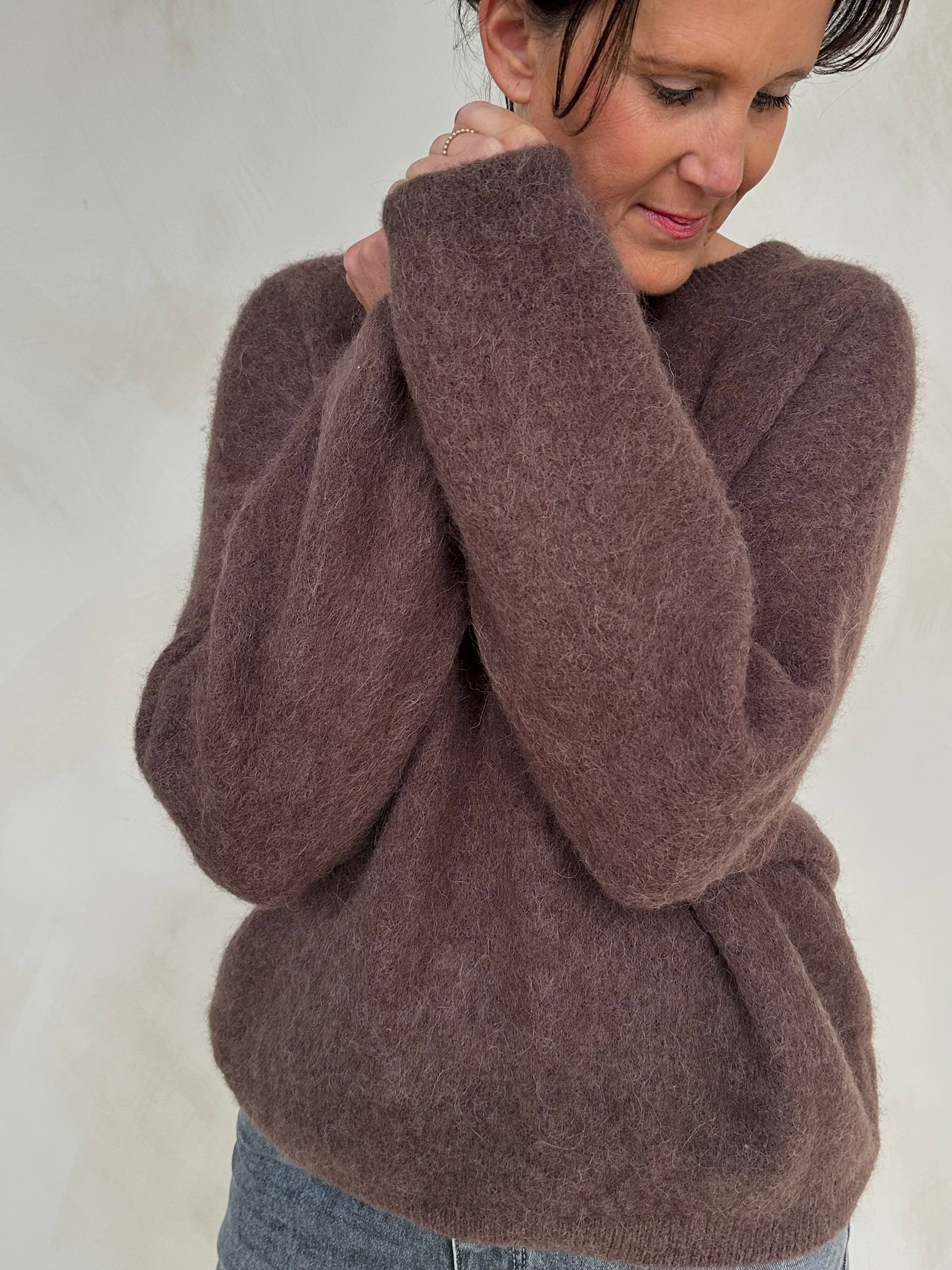 Charity Pullover „BrunaDLL“ chocolate x Sweetliving