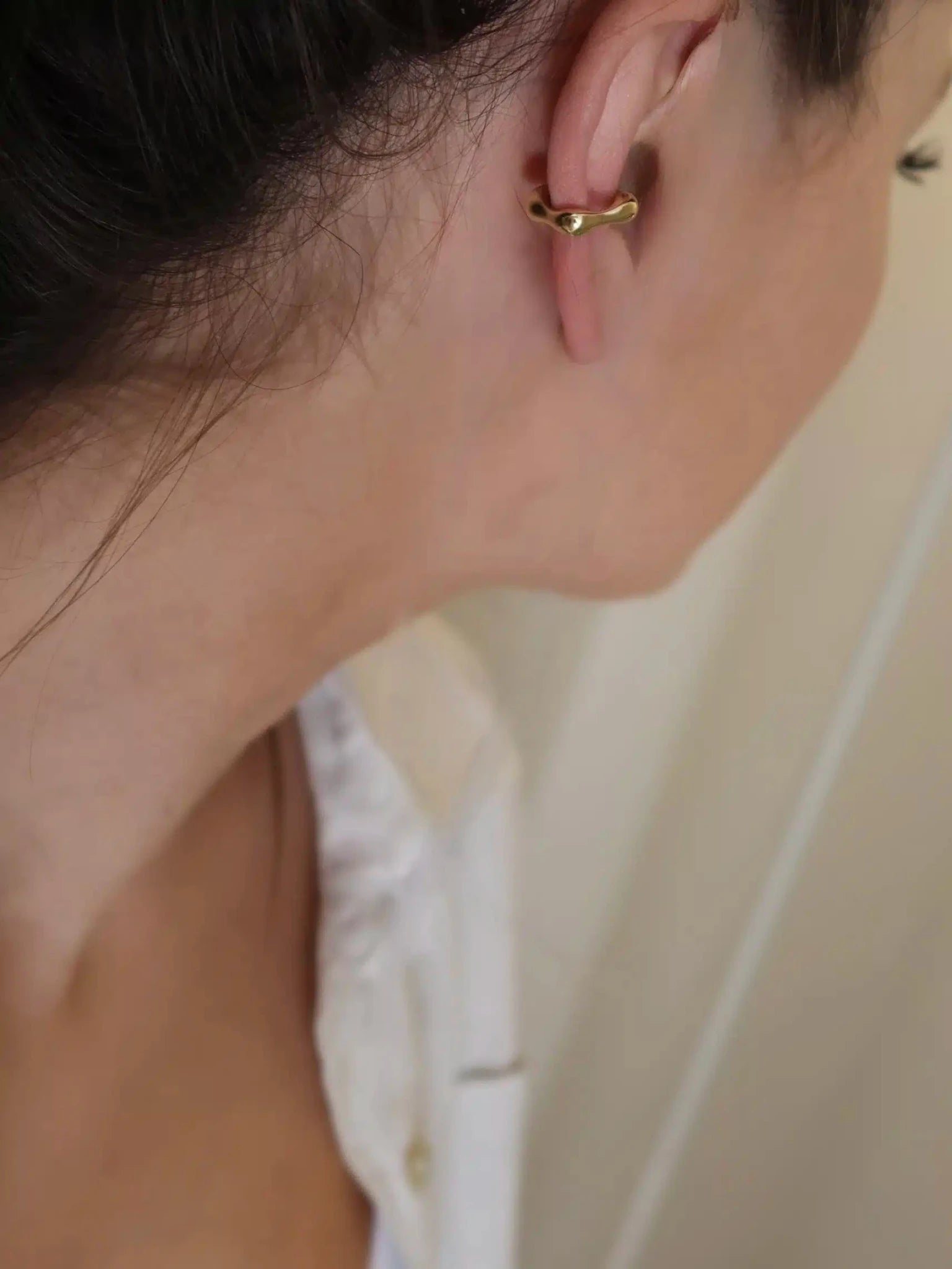 Vergoldeter organischer Earcuff - Dein Lieblingsladen Concept