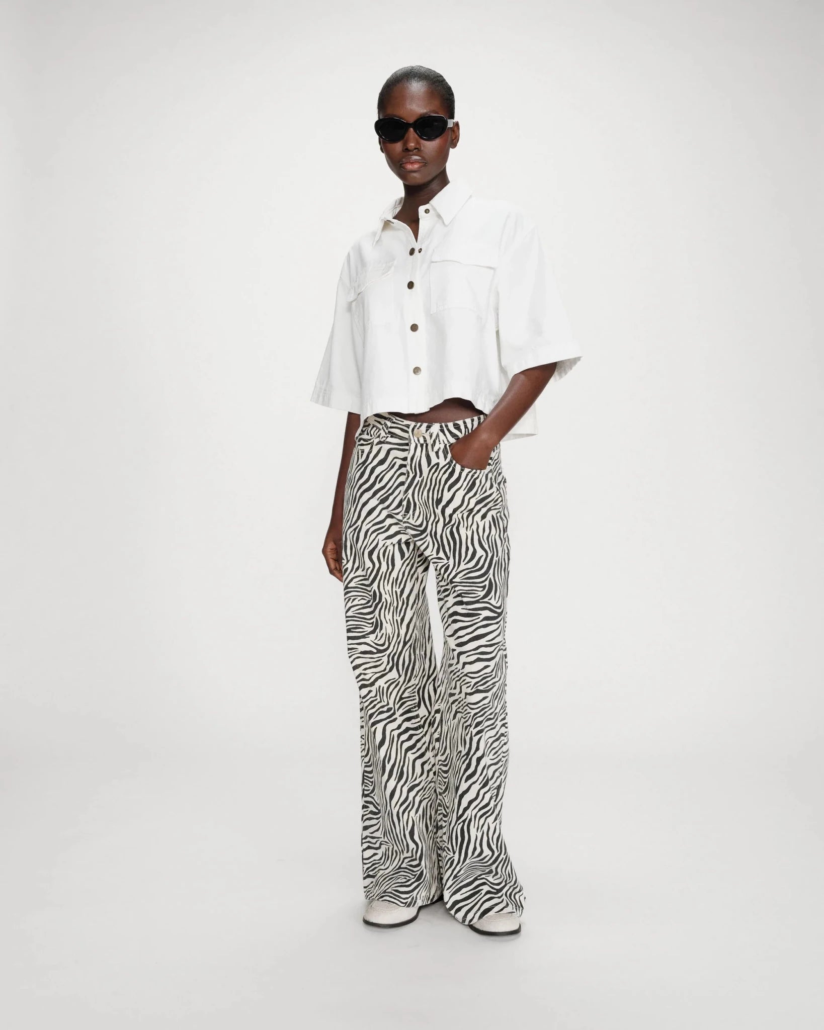 Denim Shirt "Vita" white - Dein Lieblingsladen Concept