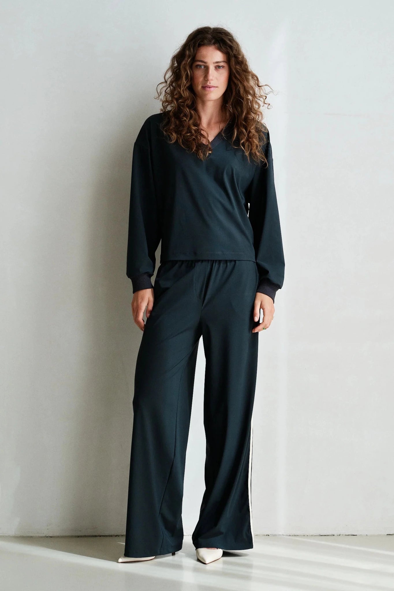 Trousers Stripe W26F1942 - antra/ecru - Dein Lieblingsladen Concept