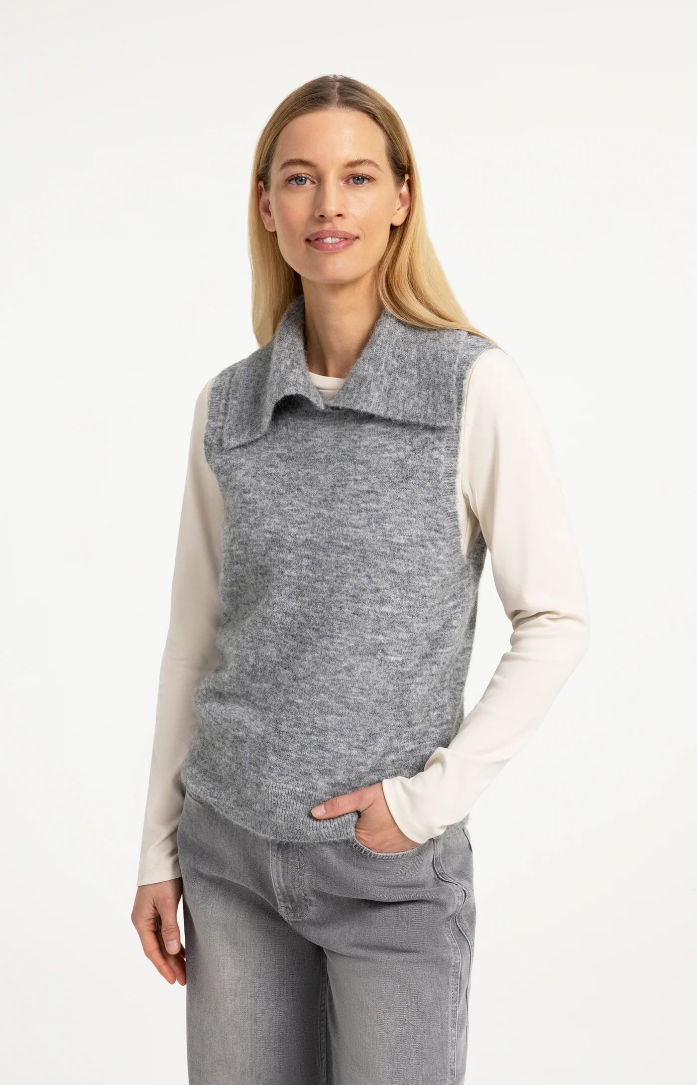 Ärmelloses Strickoberteil mit Kragen