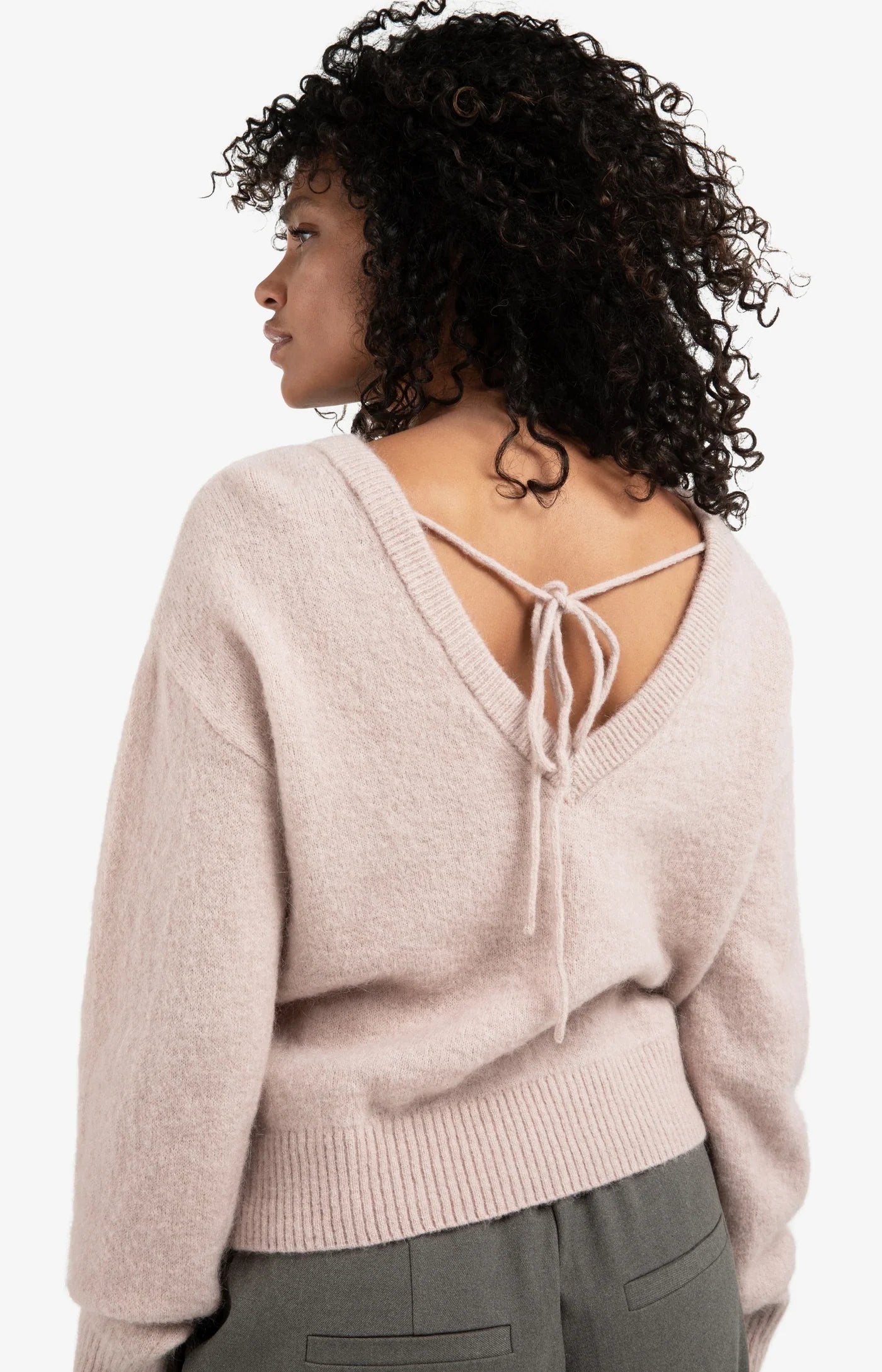 Weicher Pullover mit V-Ausschnitt