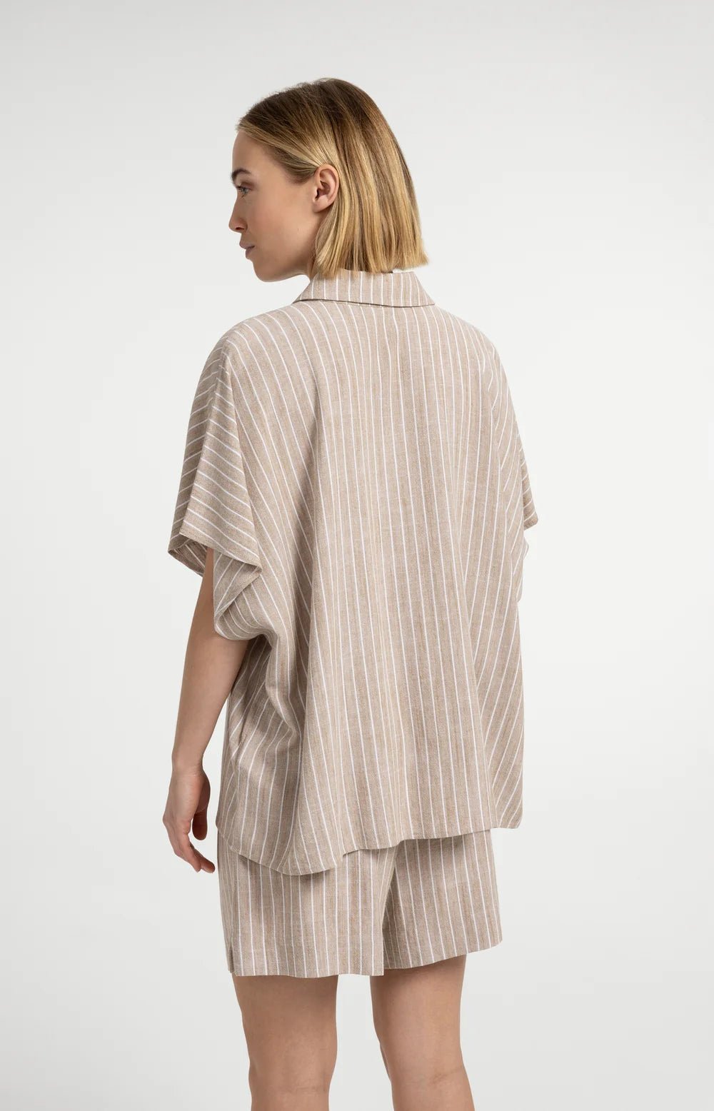 Gestreifte Bluse mit kurzen Ärmeln - Dein Lieblingsladen Concept