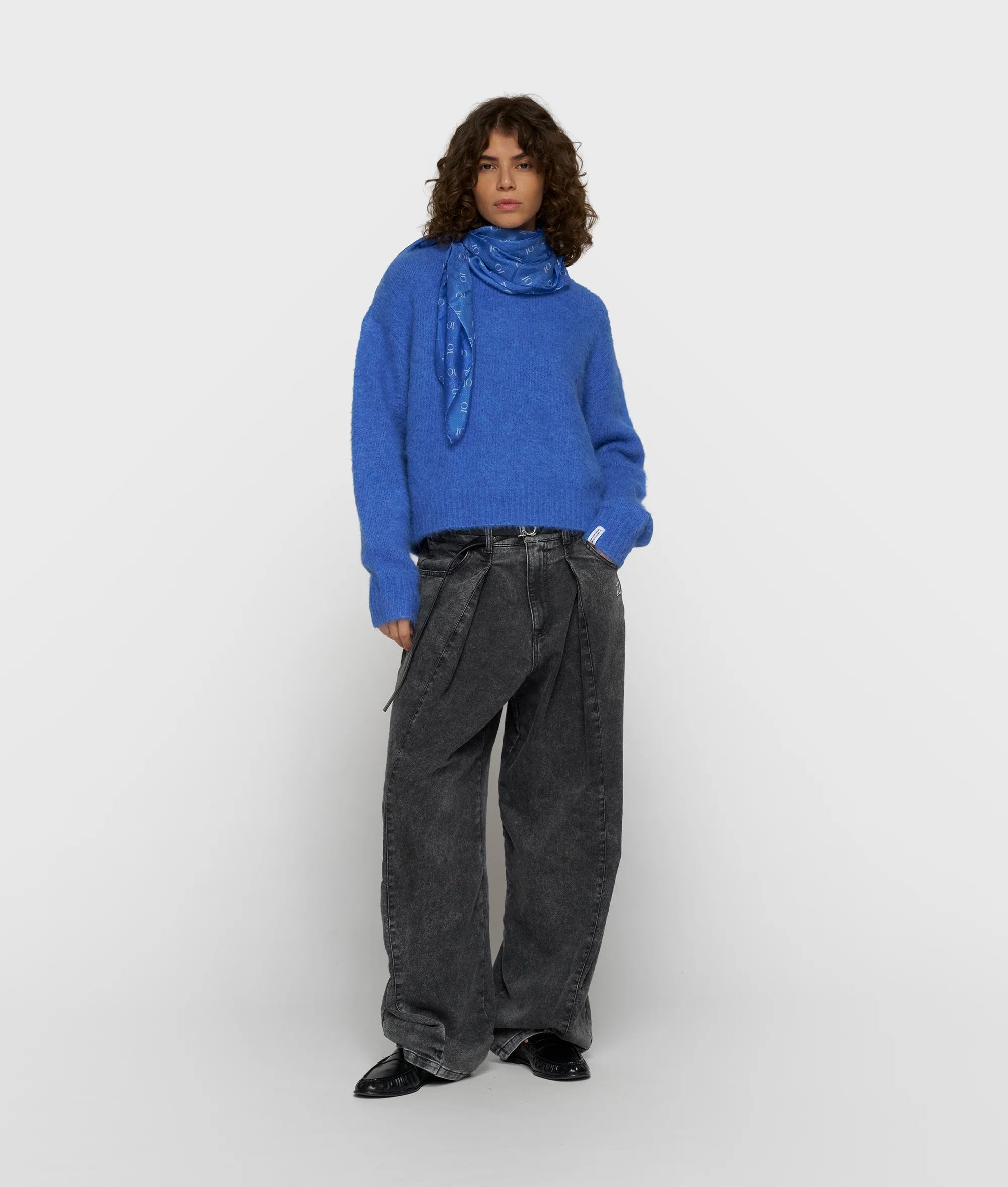 Hairy Knit Sweater ultramarine