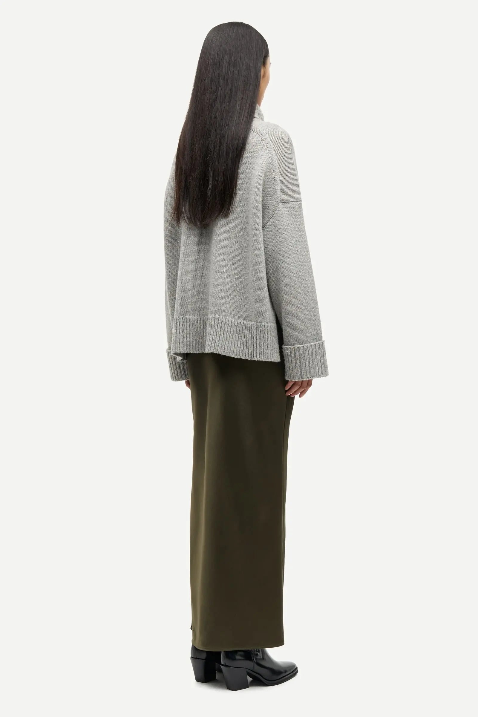 Pullover "Sakeiku Turtleneck"