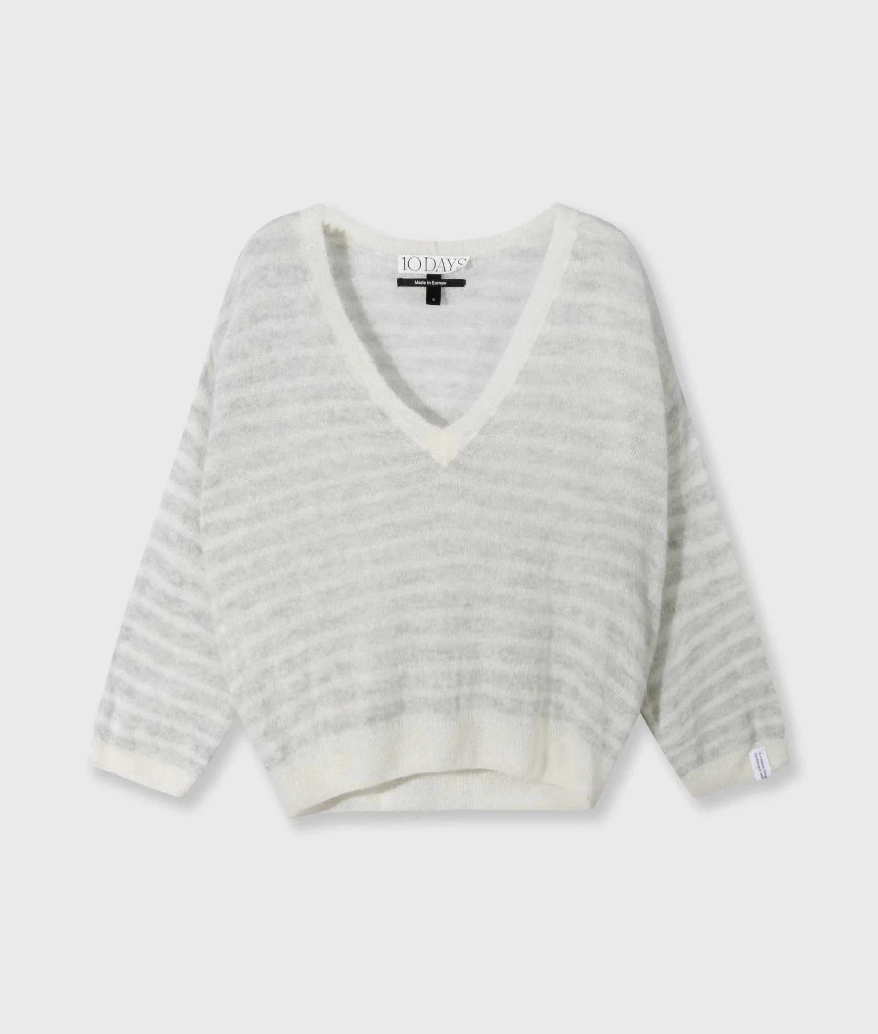 Thin V - Neck Knit Sweater - Dein Lieblingsladen Concept