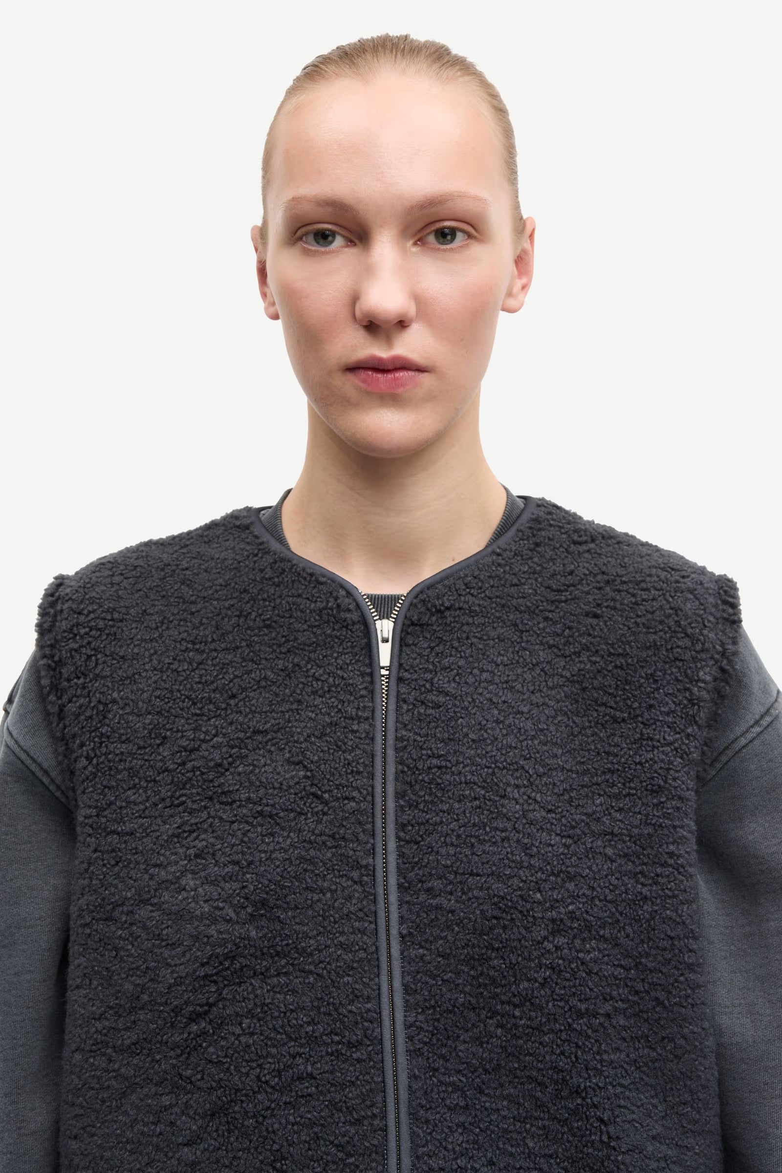 Weste "Saautumns" charcoal art