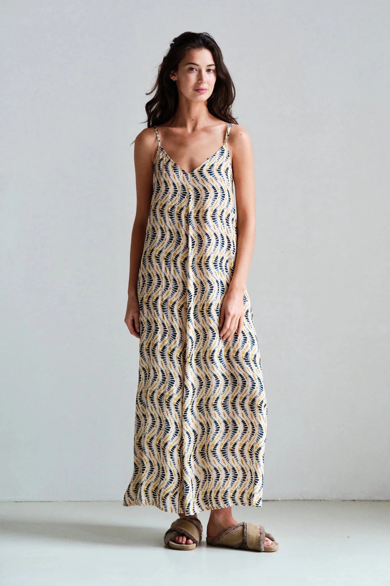 Dress AOP - Dein Lieblingsladen Concept