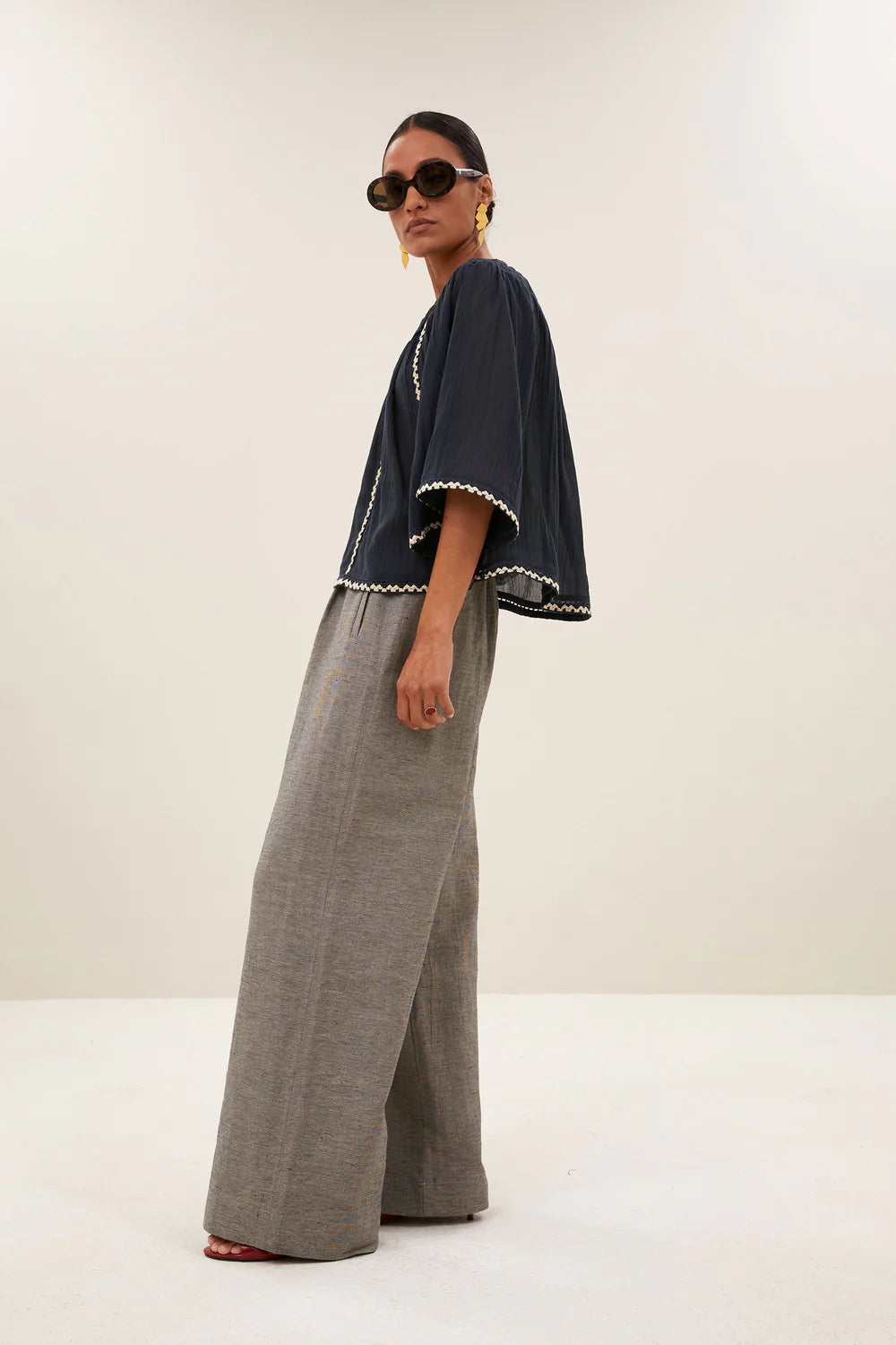 Embroidery Blouse "Emmi"