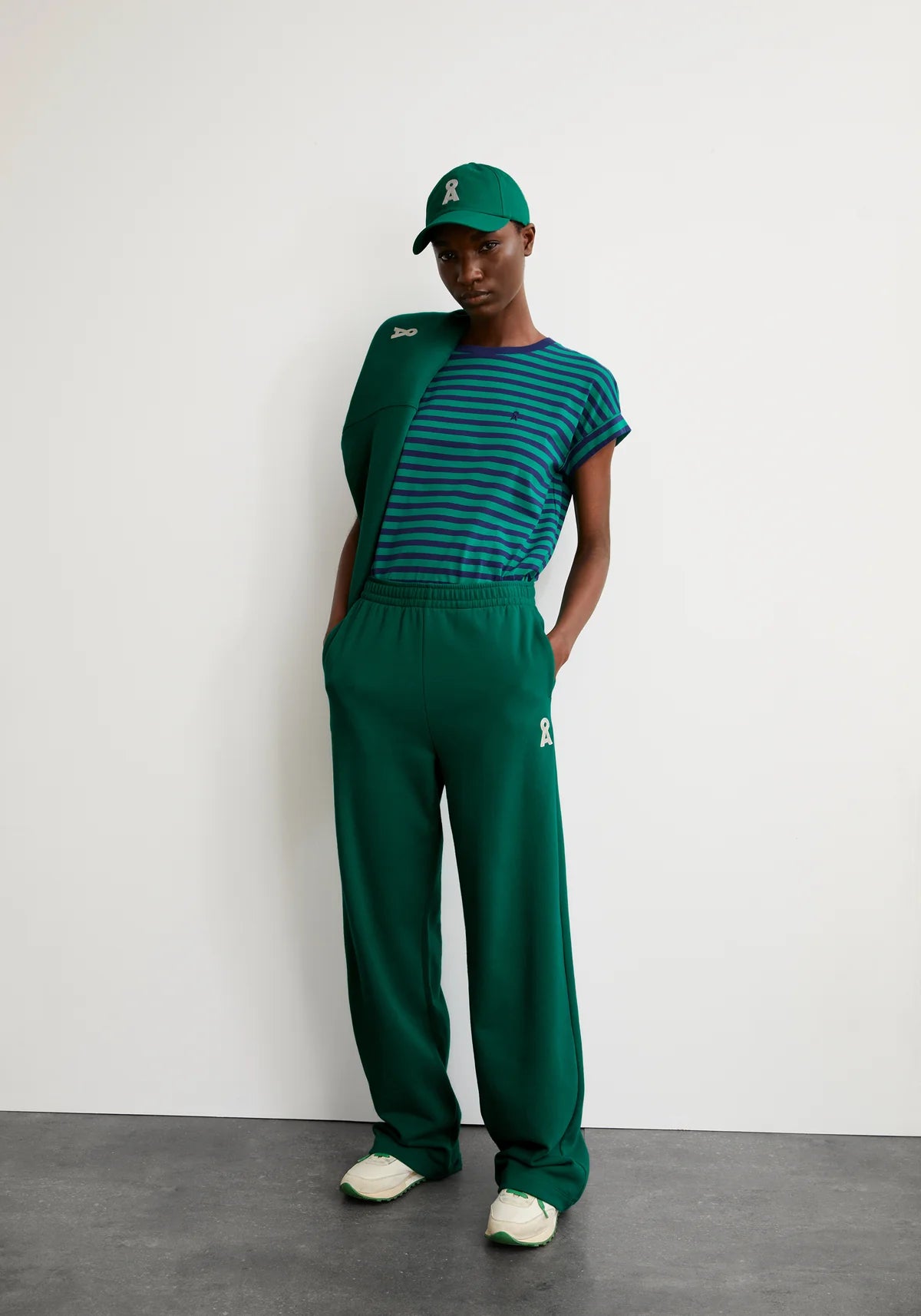 Sweathose "Ivaara" emerald green