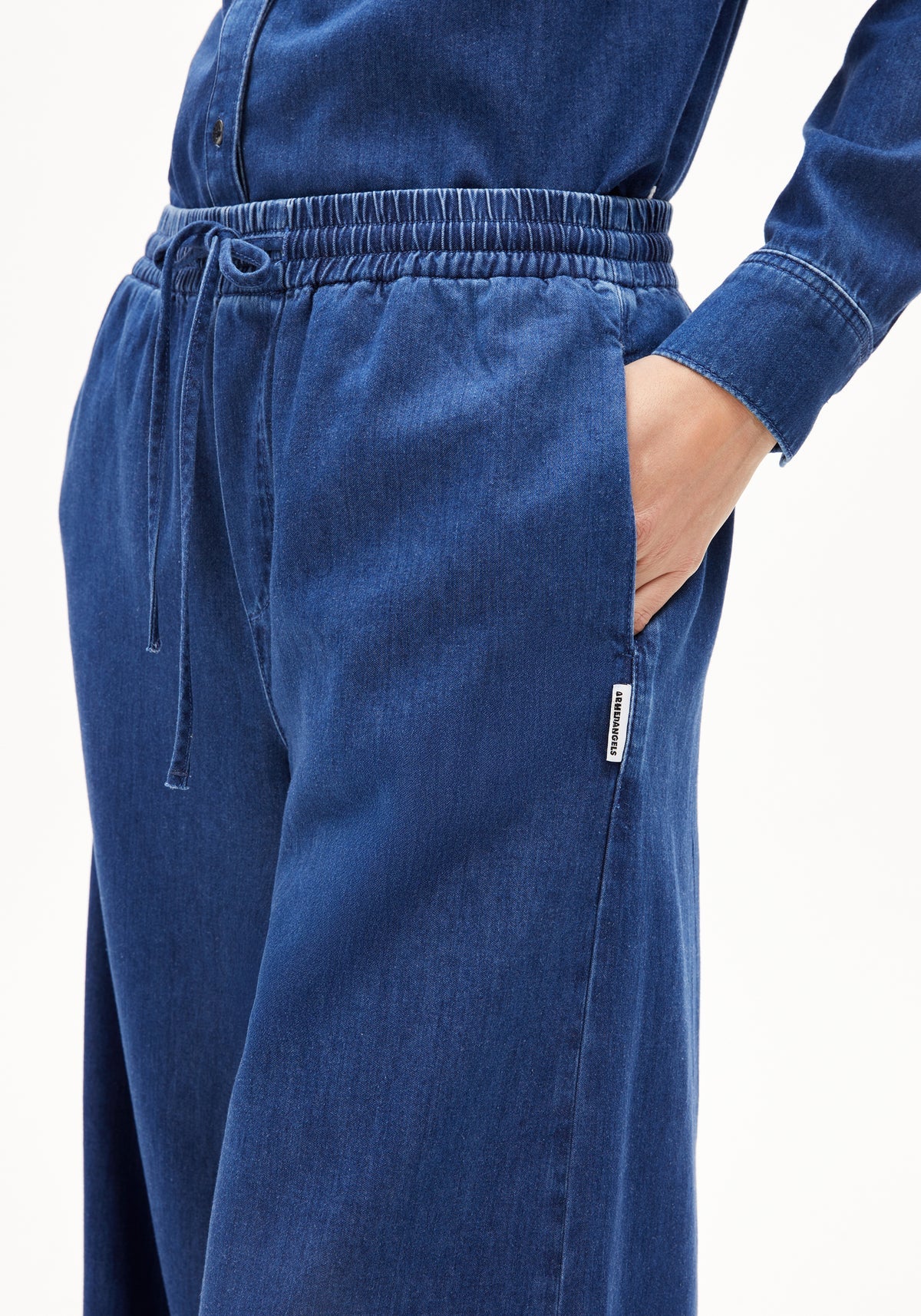 Hose "Kelaani" varese