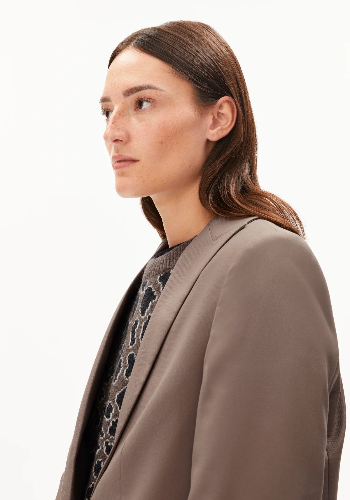Blazer "Mikulaa" walnut cream