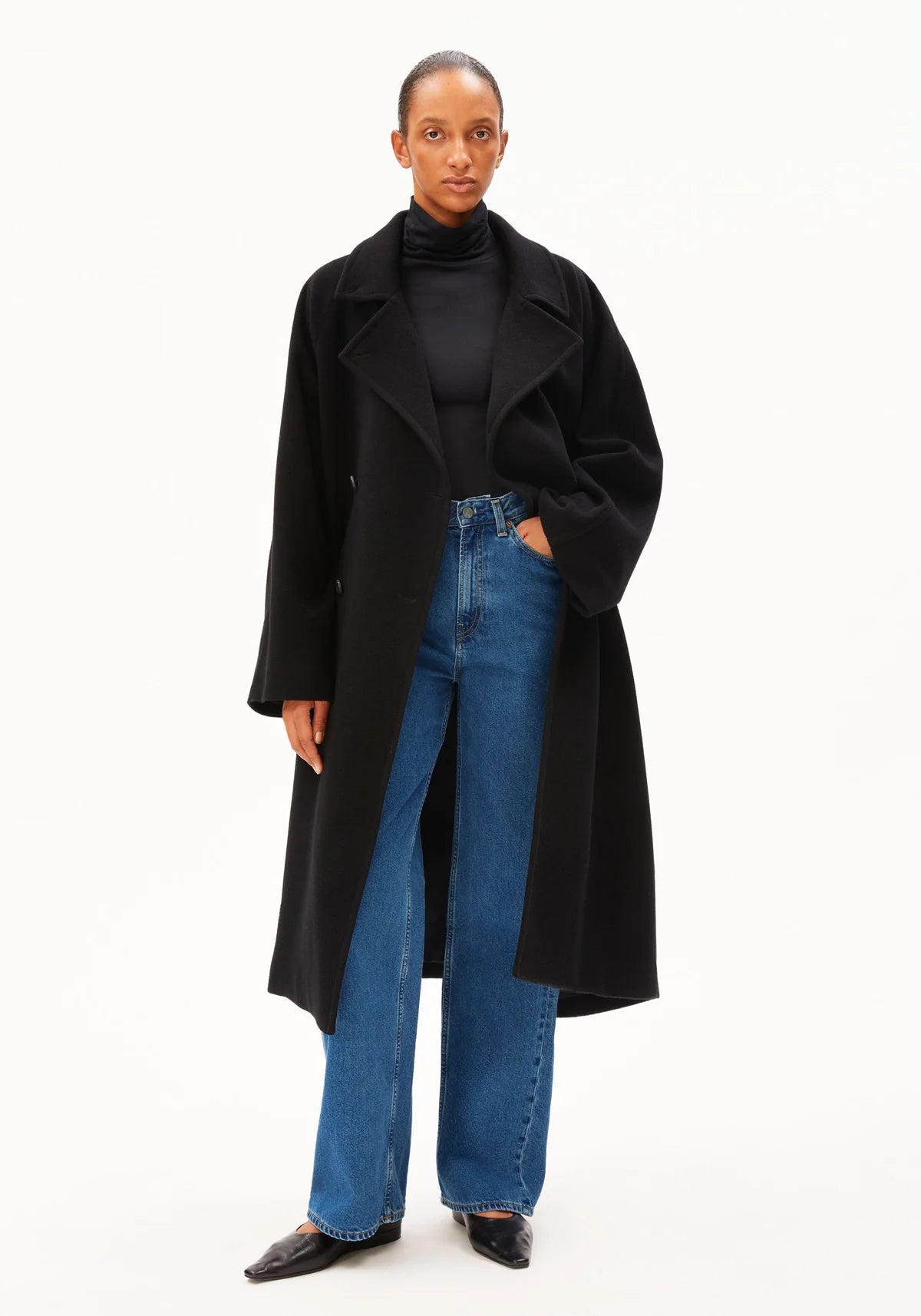 Doppelreihiger Wollmantel black