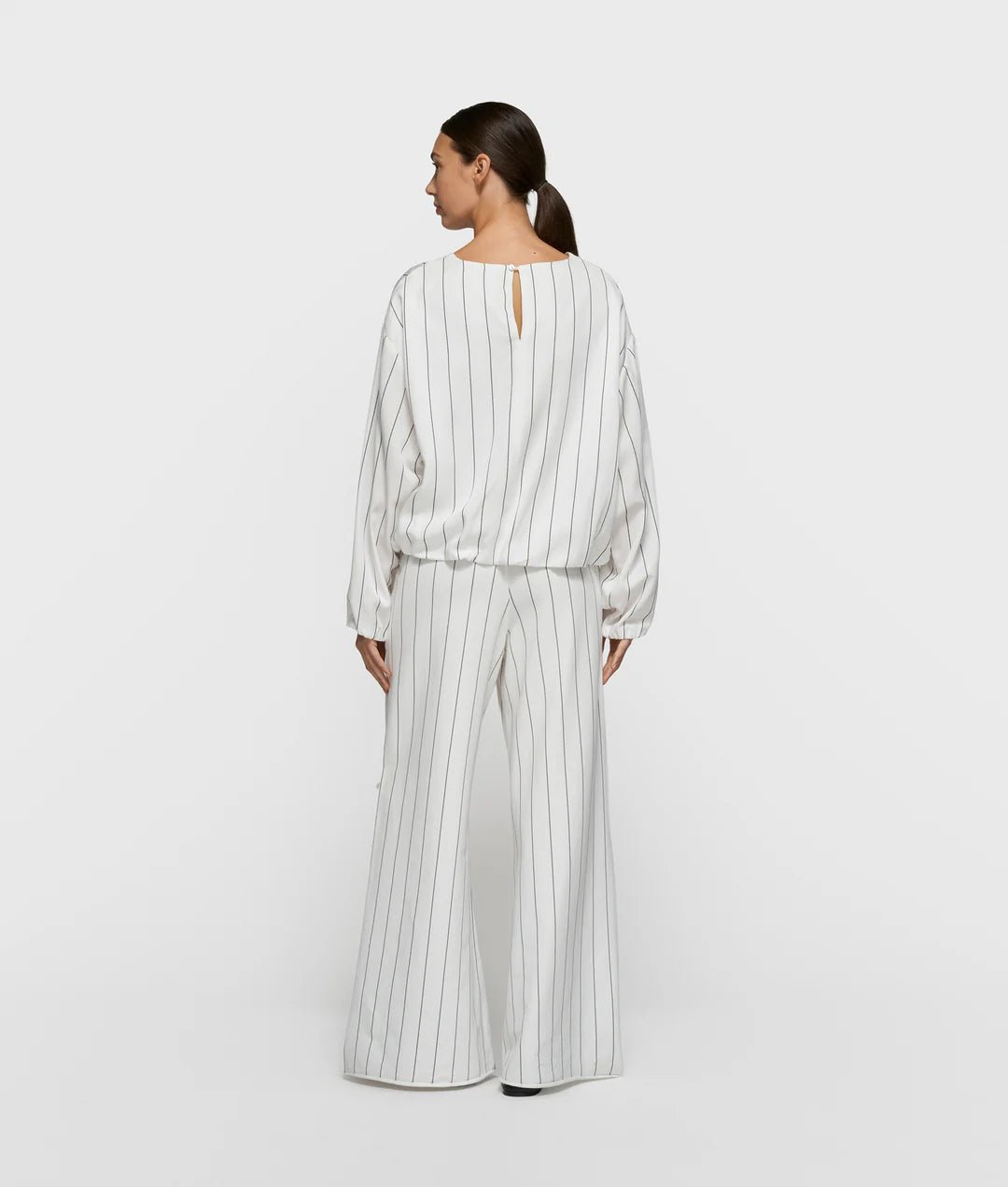 Wide Jogger Pinstripe - Dein Lieblingsladen Concept