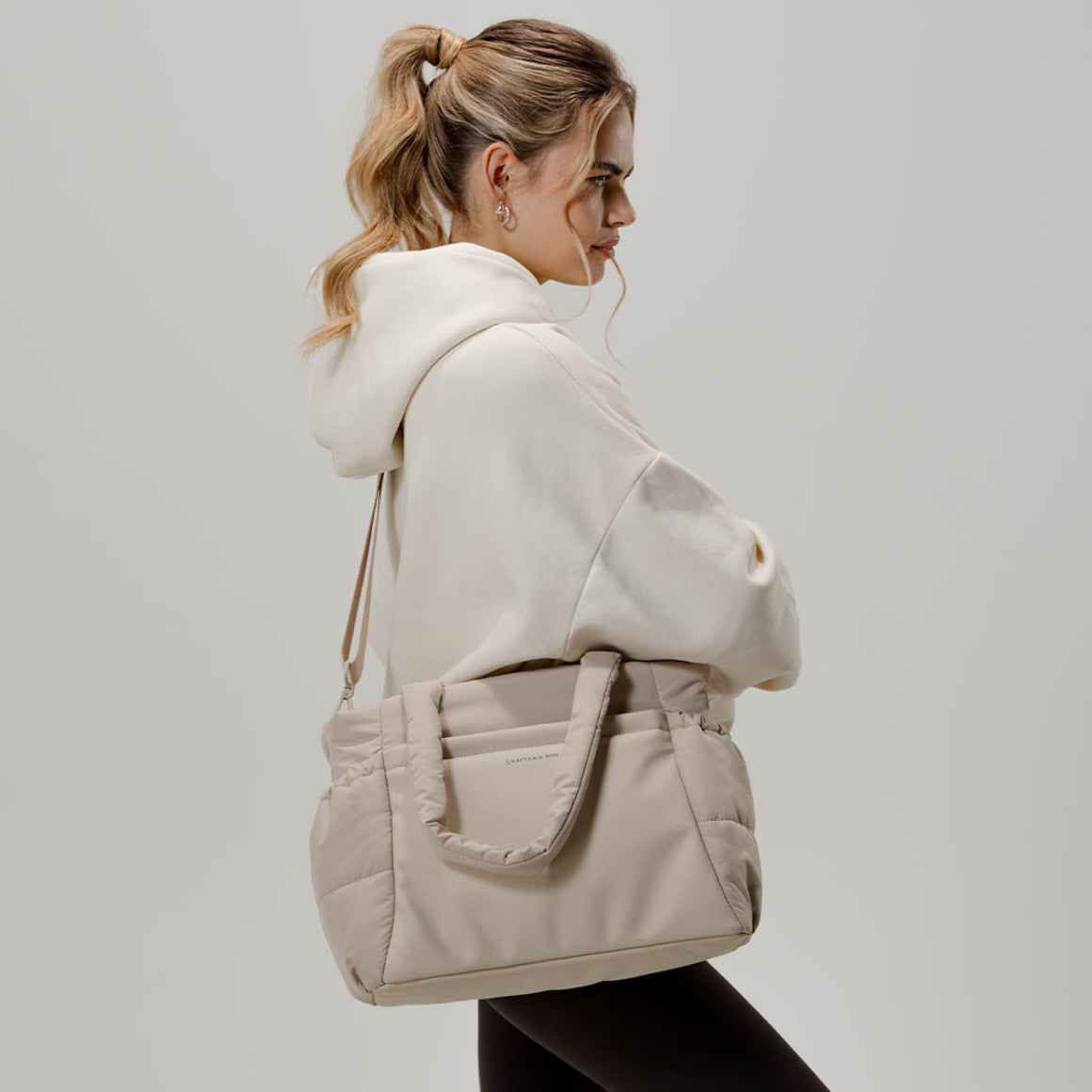 Tasche "Hellvi Cloud Medium Sandstone"