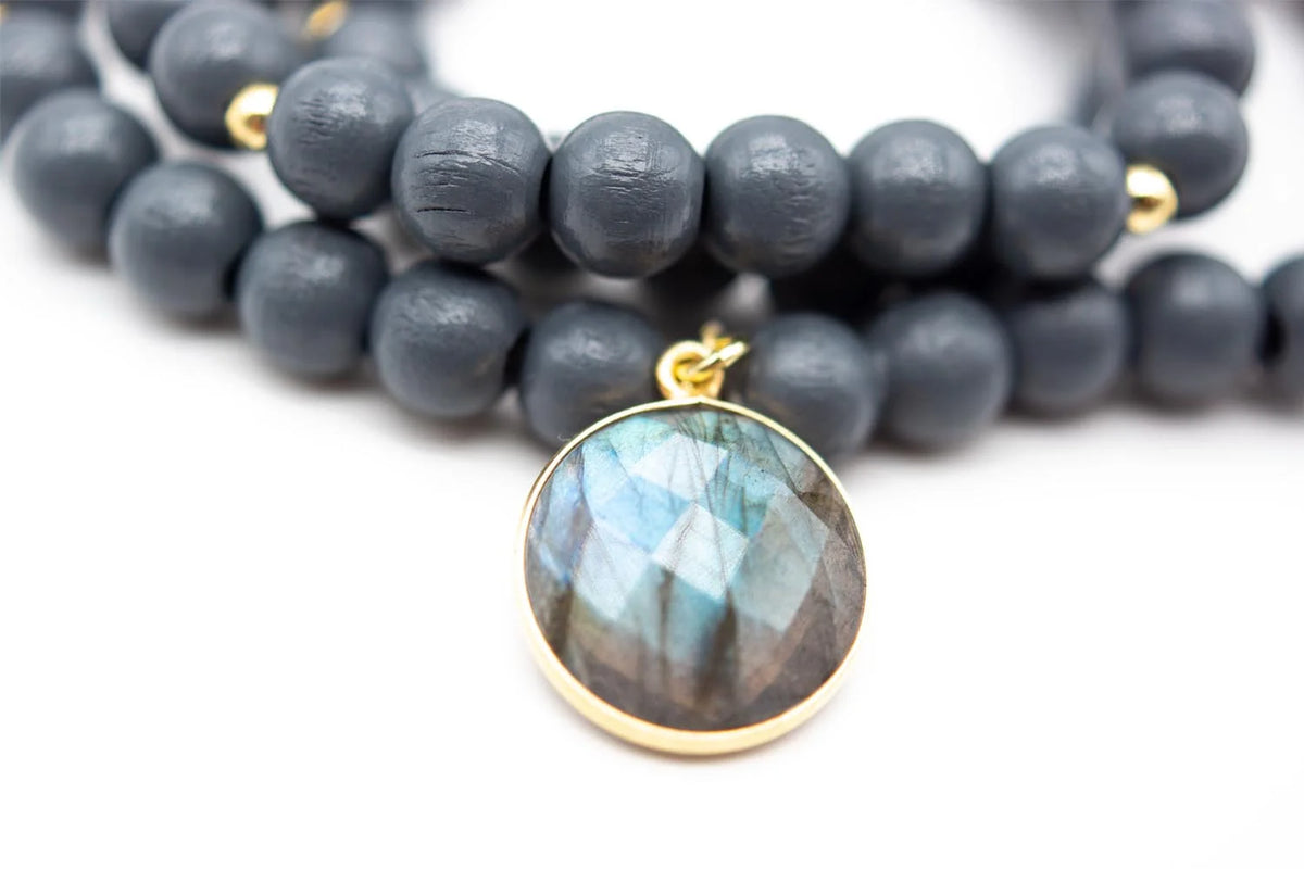 Armband "Mala Triple Graphite"
