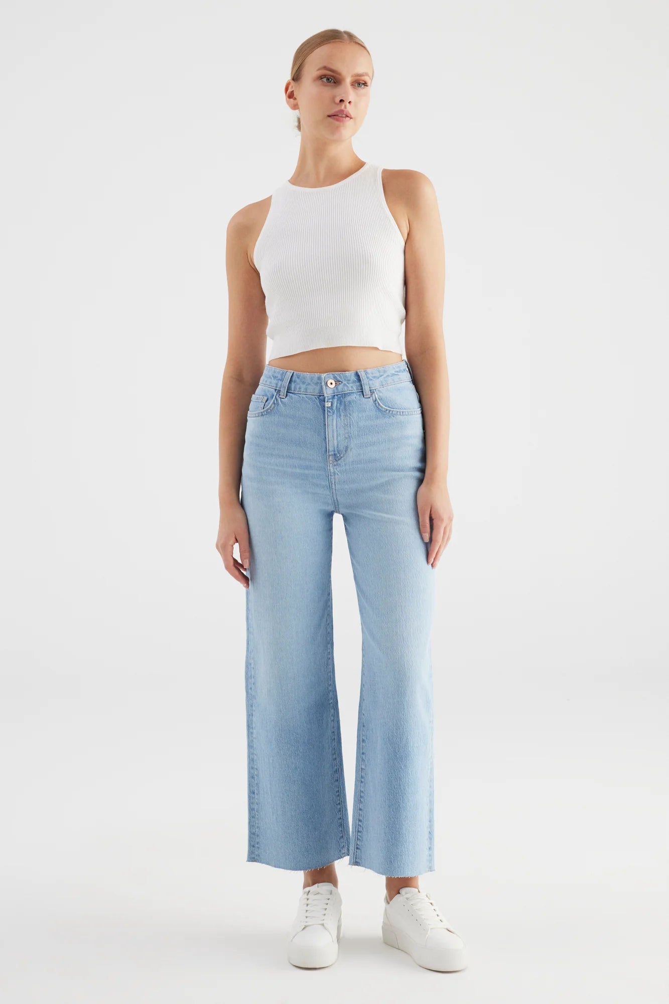 High Waist Jeans "Aura" light blue