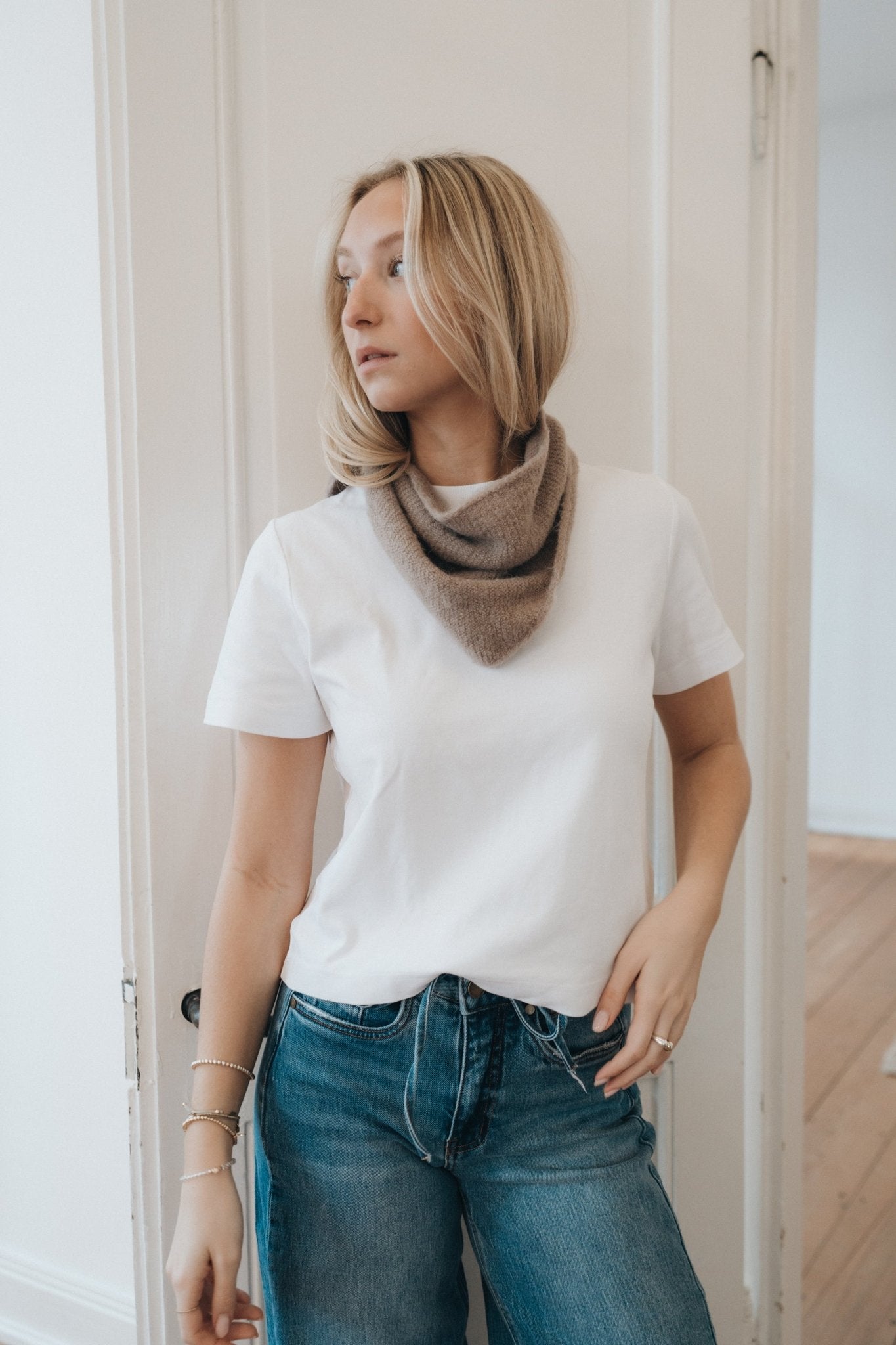 Dreieckstuch "SallyDLL" taupe - Dein Lieblingsladen Concept