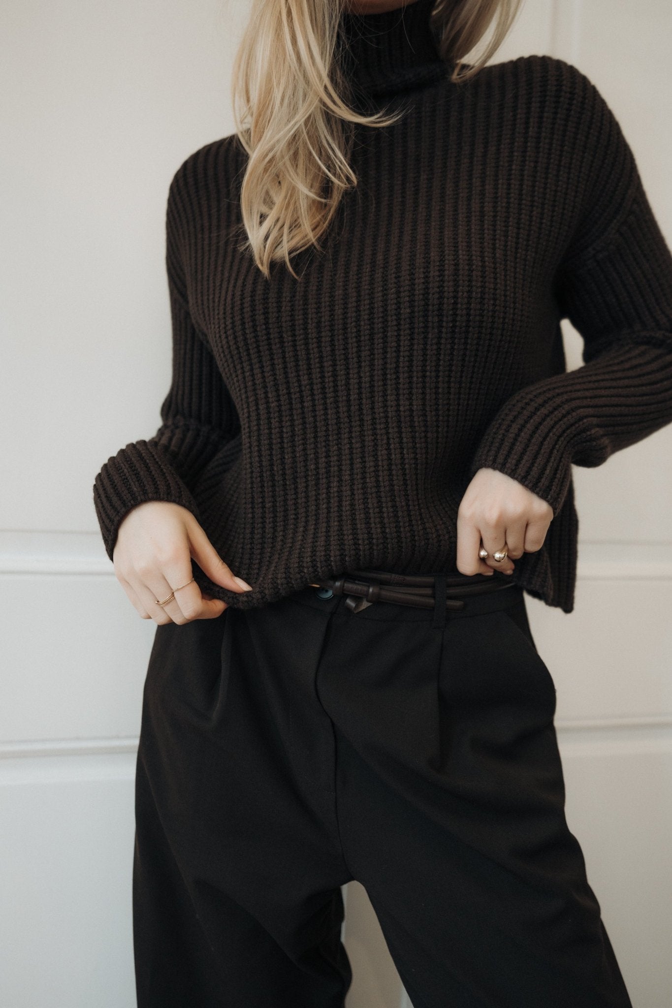 Grobstrickpullover „ElliDLL“ chocolate - Dein Lieblingsladen Concept