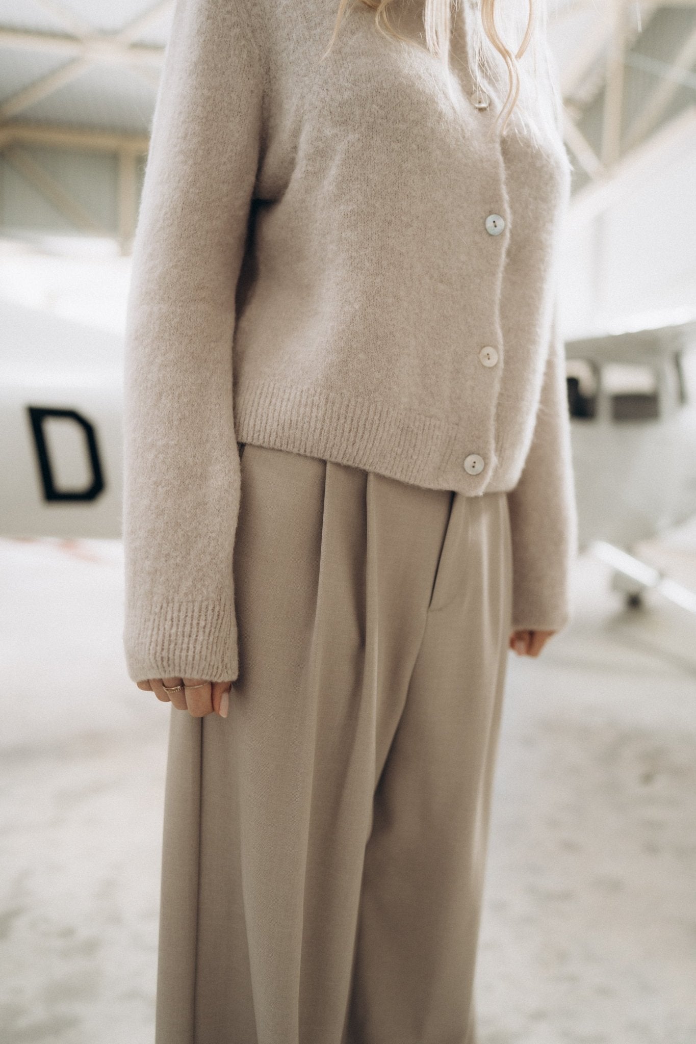 Cardigan „AlfaDLL“ light taupe - Dein Lieblingsladen Concept