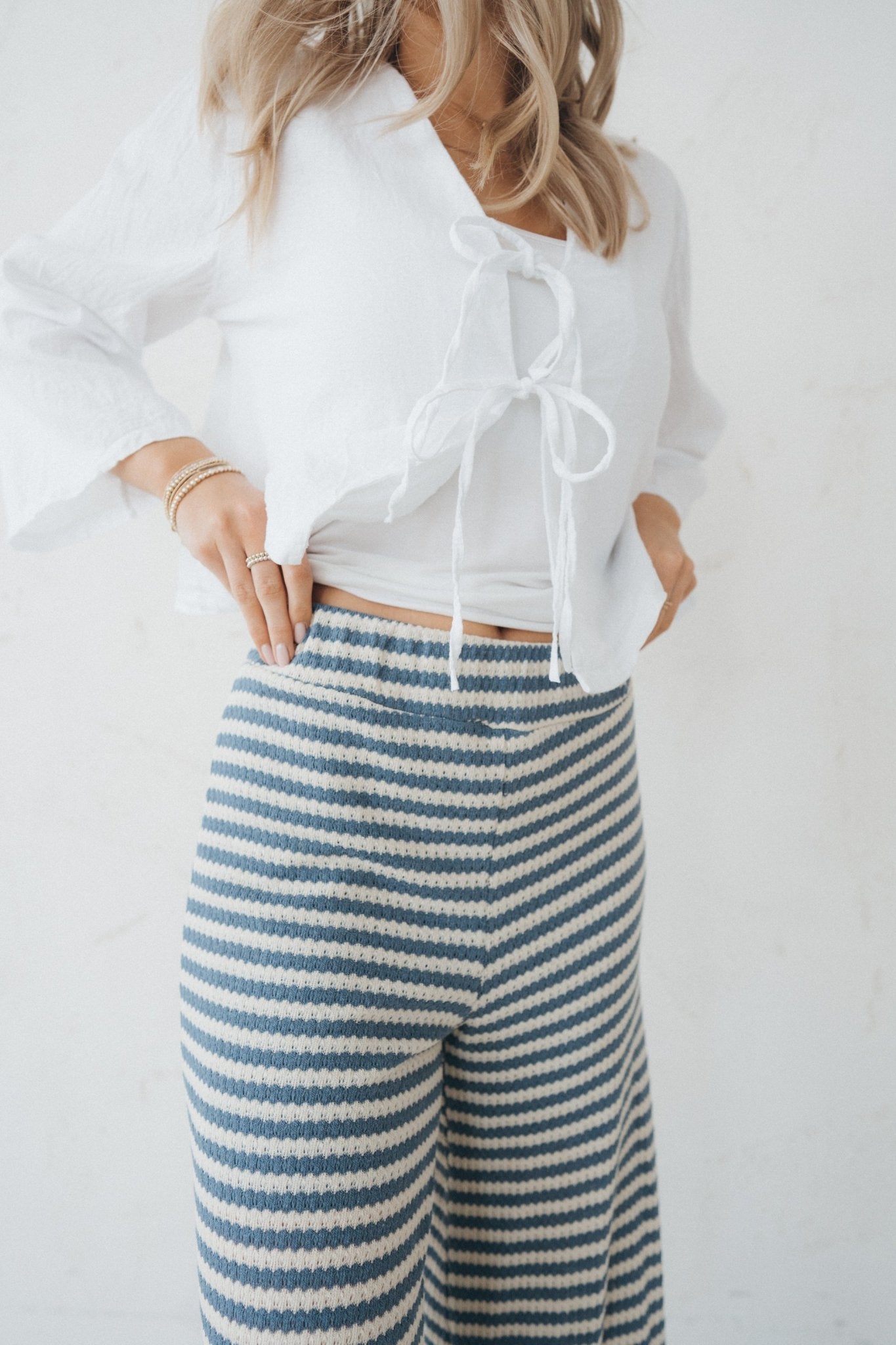 Gestreifte Hose "VeyaDLL" blue/cream - Dein Lieblingsladen Concept